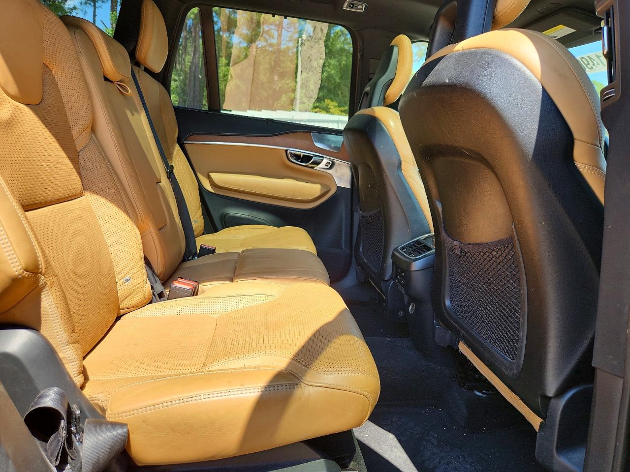 2016 Volvo Xc90 T6 Black vin: YV4A22PN8G1004147