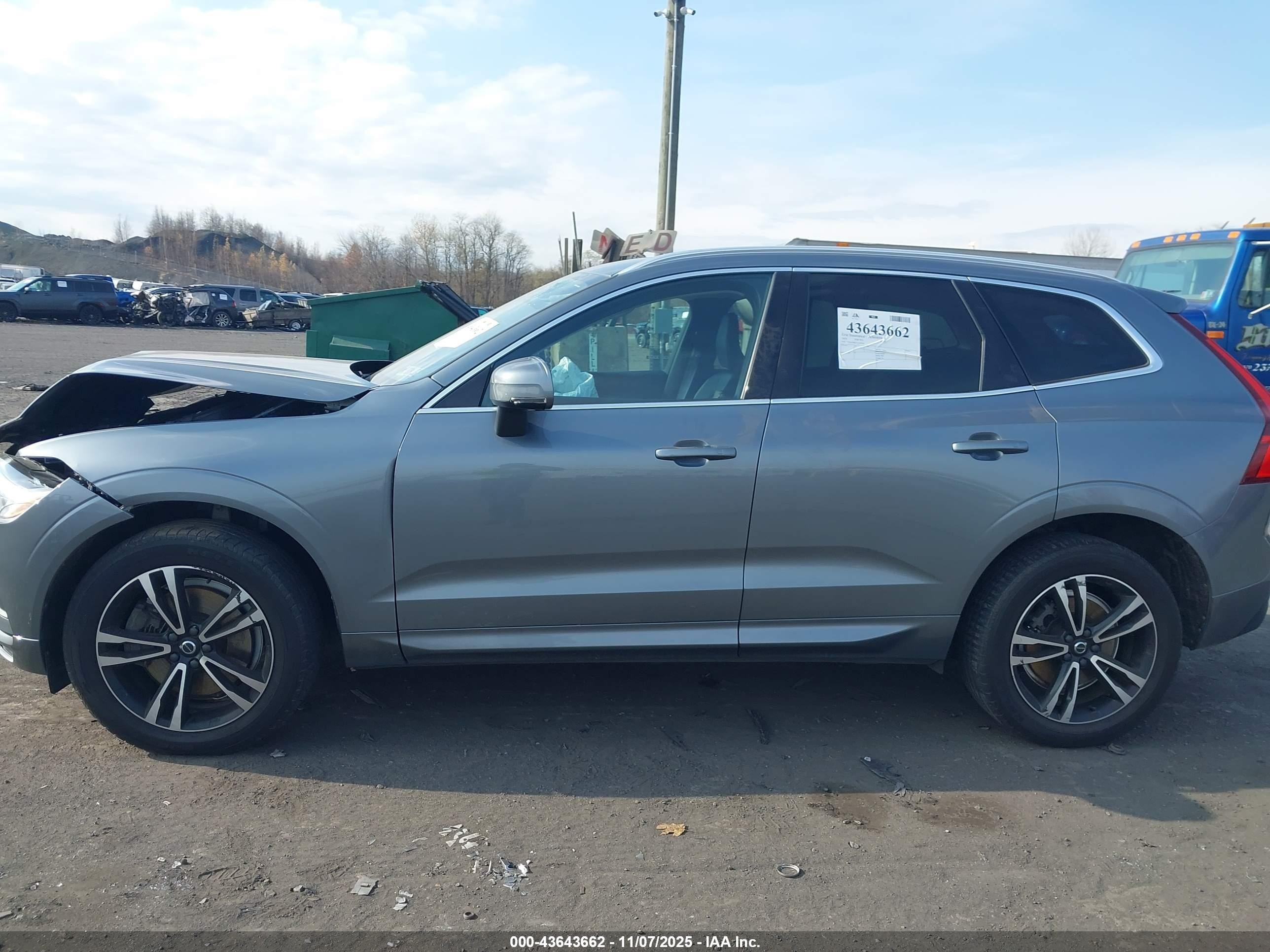 2020 Volvo Xc60 T6 Momentum Gray vin: YV4A22RK7L1410322