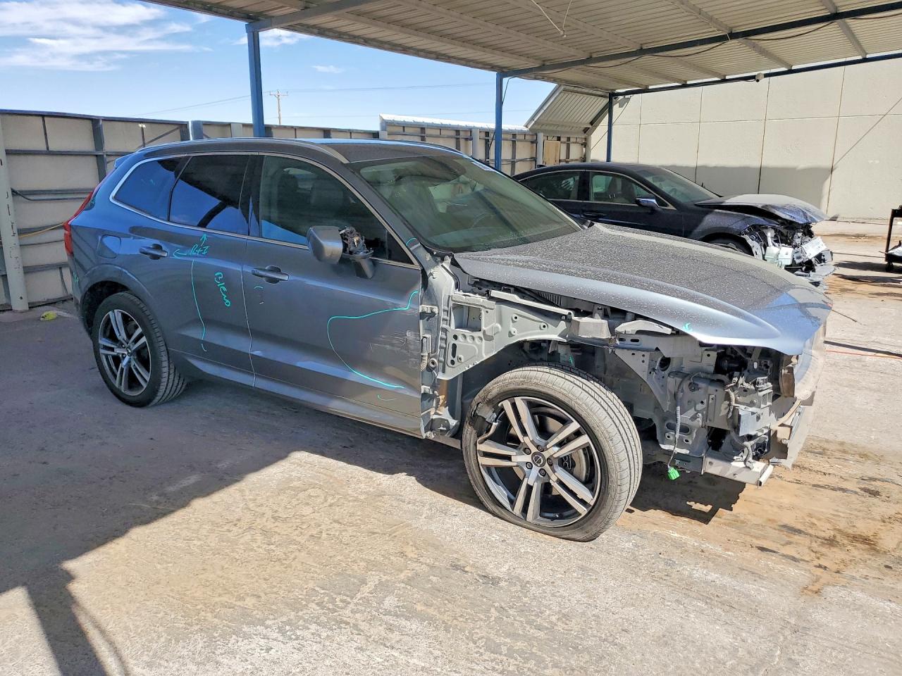 2021 Volvo Xc60 T6 Momentum Silver vin: YV4A22RK7M1765282