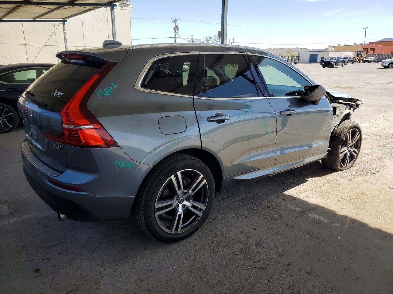 2021 Volvo Xc60 T6 Momentum Silver vin: YV4A22RK7M1765282