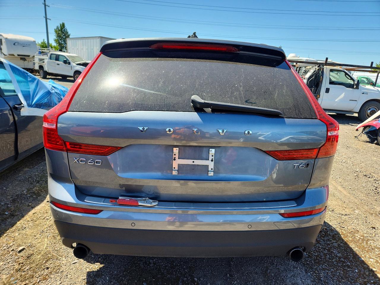 2020 Volvo Xc60 T6 Momentum Gray vin: YV4A22RK9L1441989