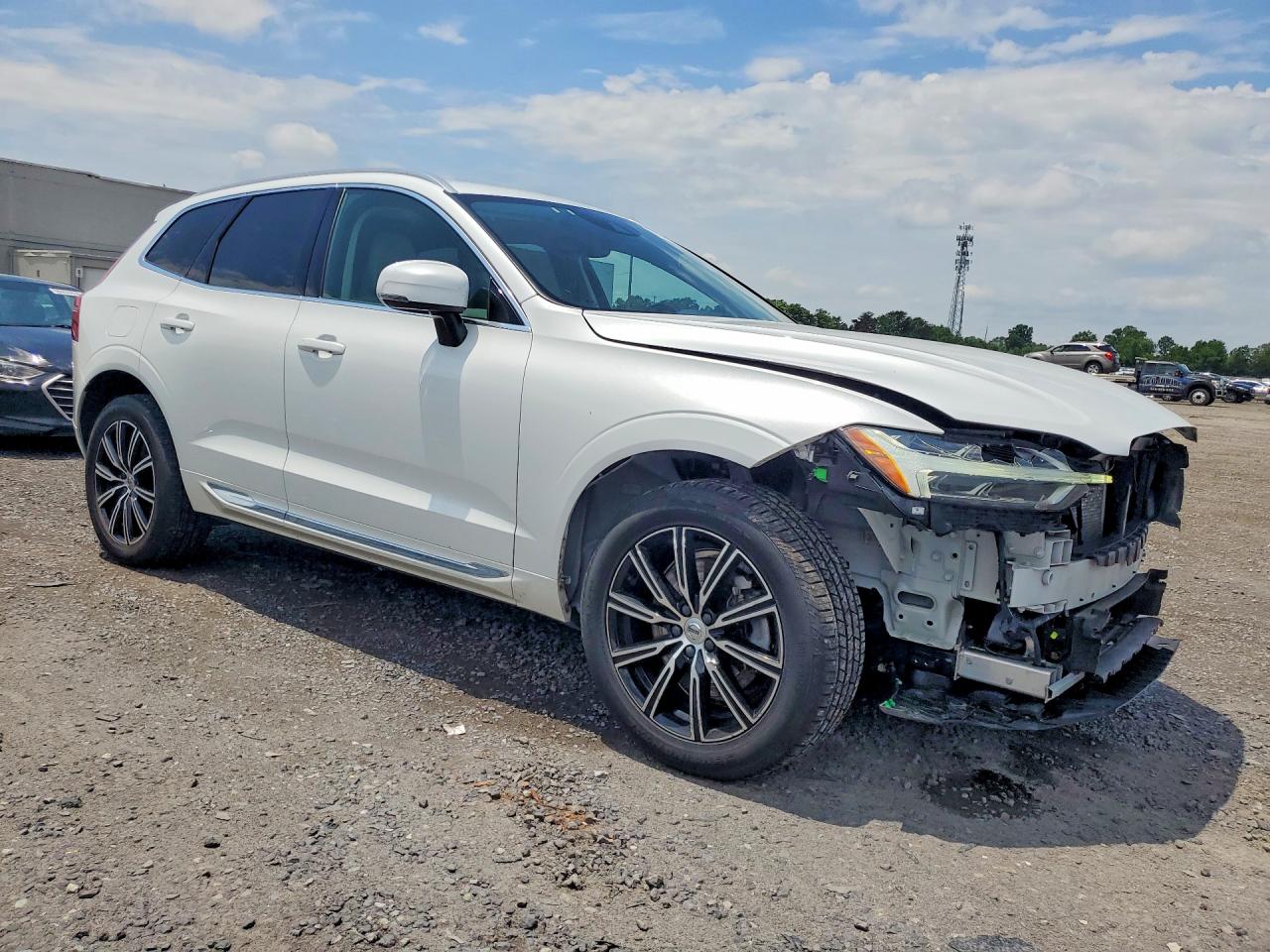 2021 Volvo Xc60 T6 Inscription White vin: YV4A22RL0M1723674