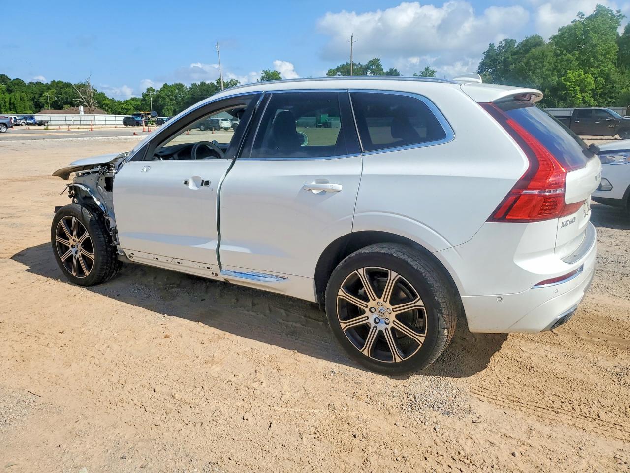 2019 Volvo Xc60 T6 Inscription White vin: YV4A22RLXK1344081