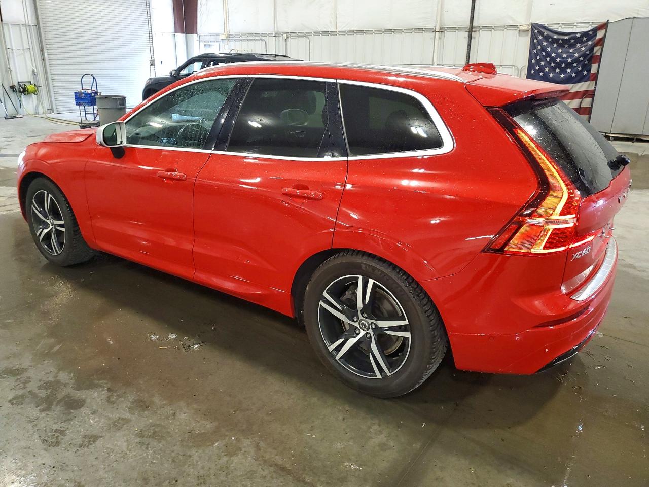 2018 Volvo Xc60 T6 R-design Красный vin: YV4A22RM9J1076437