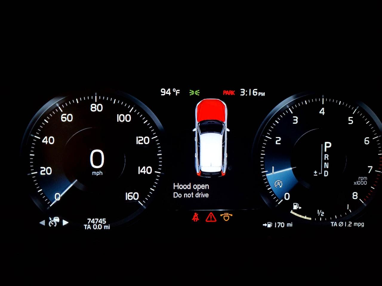 2018 Volvo Xc60 T6 R-design Красный vin: YV4A22RM9J1076437