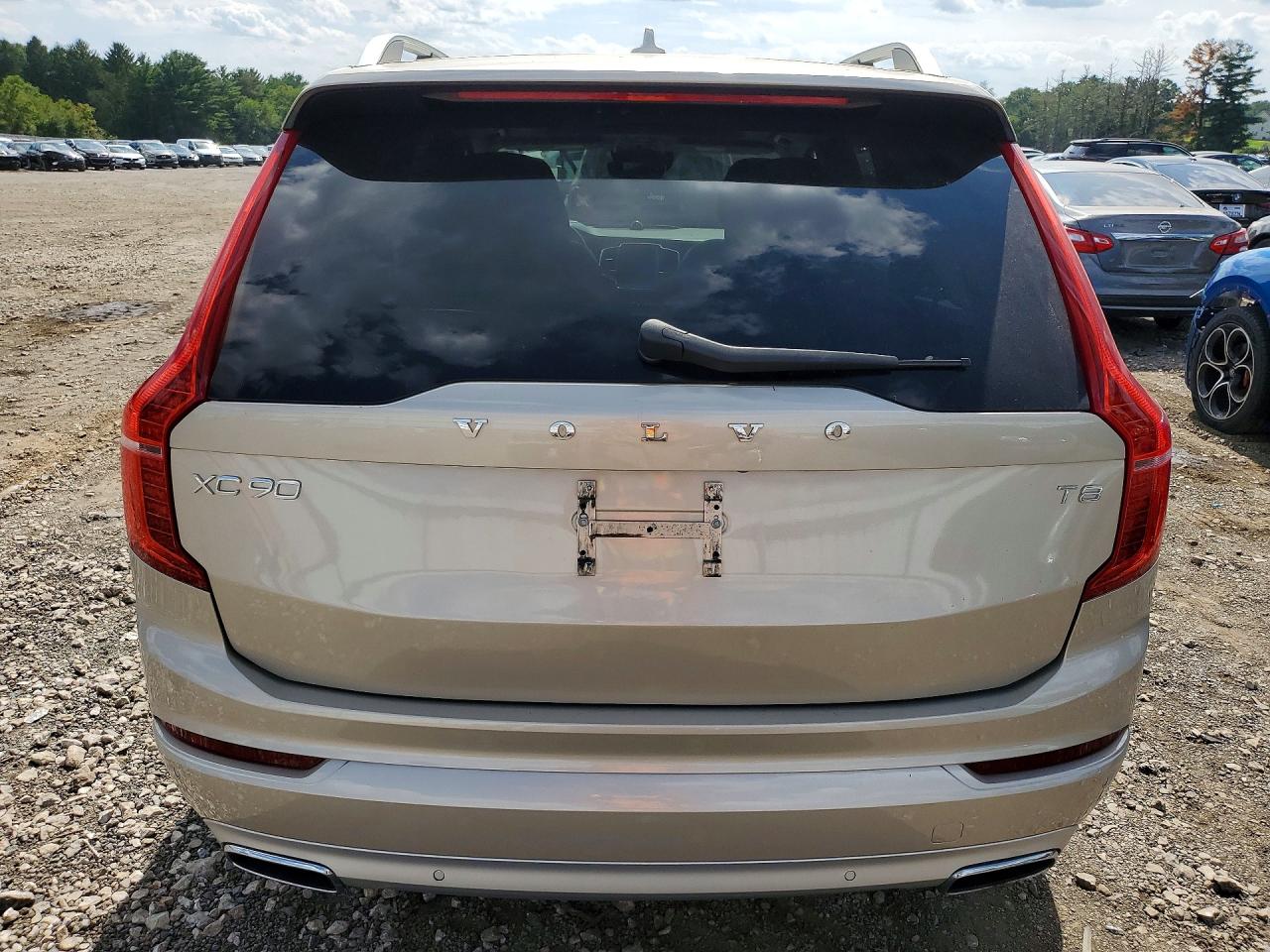 2016 Volvo Xc90 T8 Silver vin: YV4BC0PK1G1050544