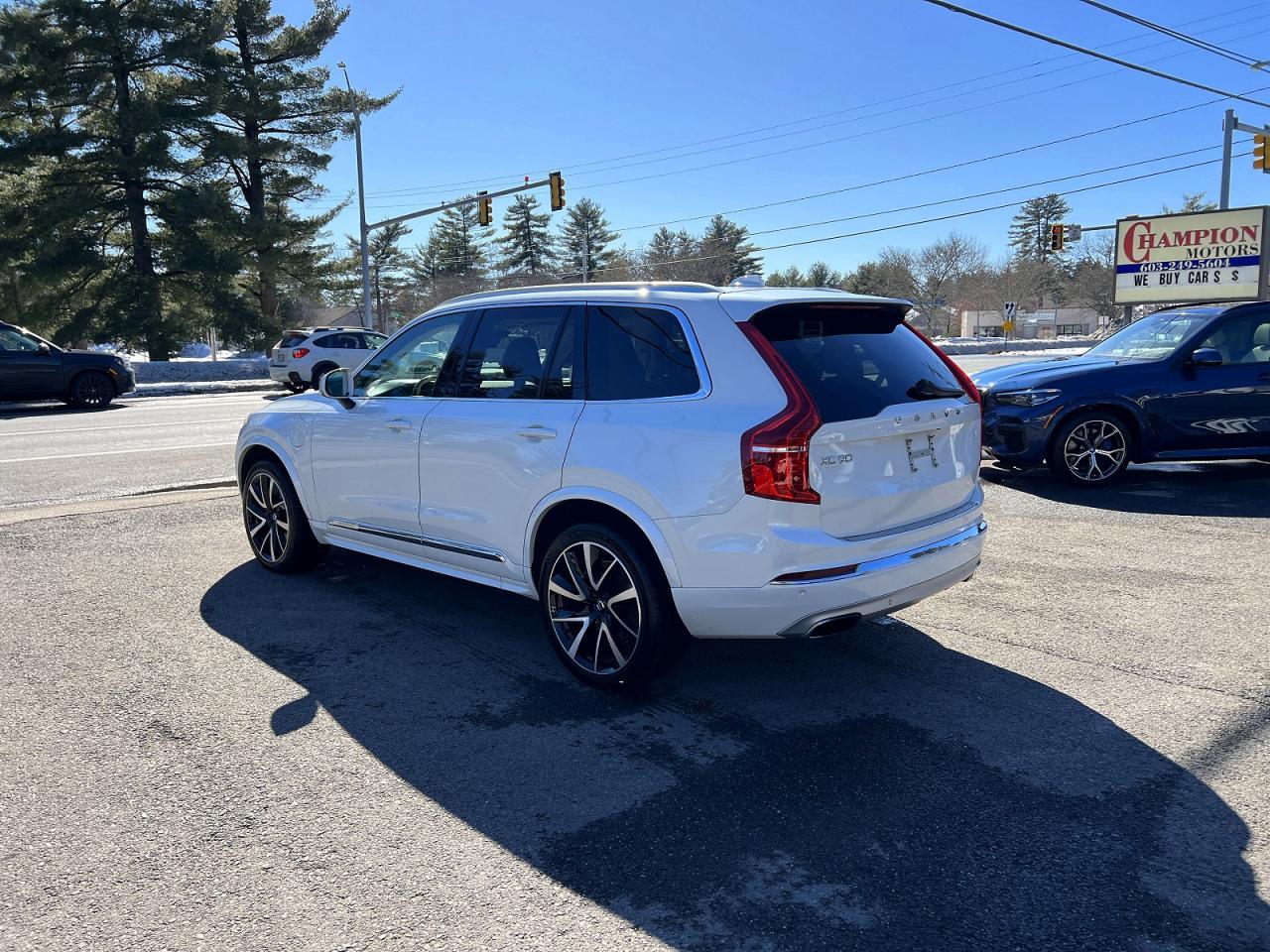 2021 Volvo Xc90 T8 Recharge Inscription Express White vin: YV4BR0CK7M1700459