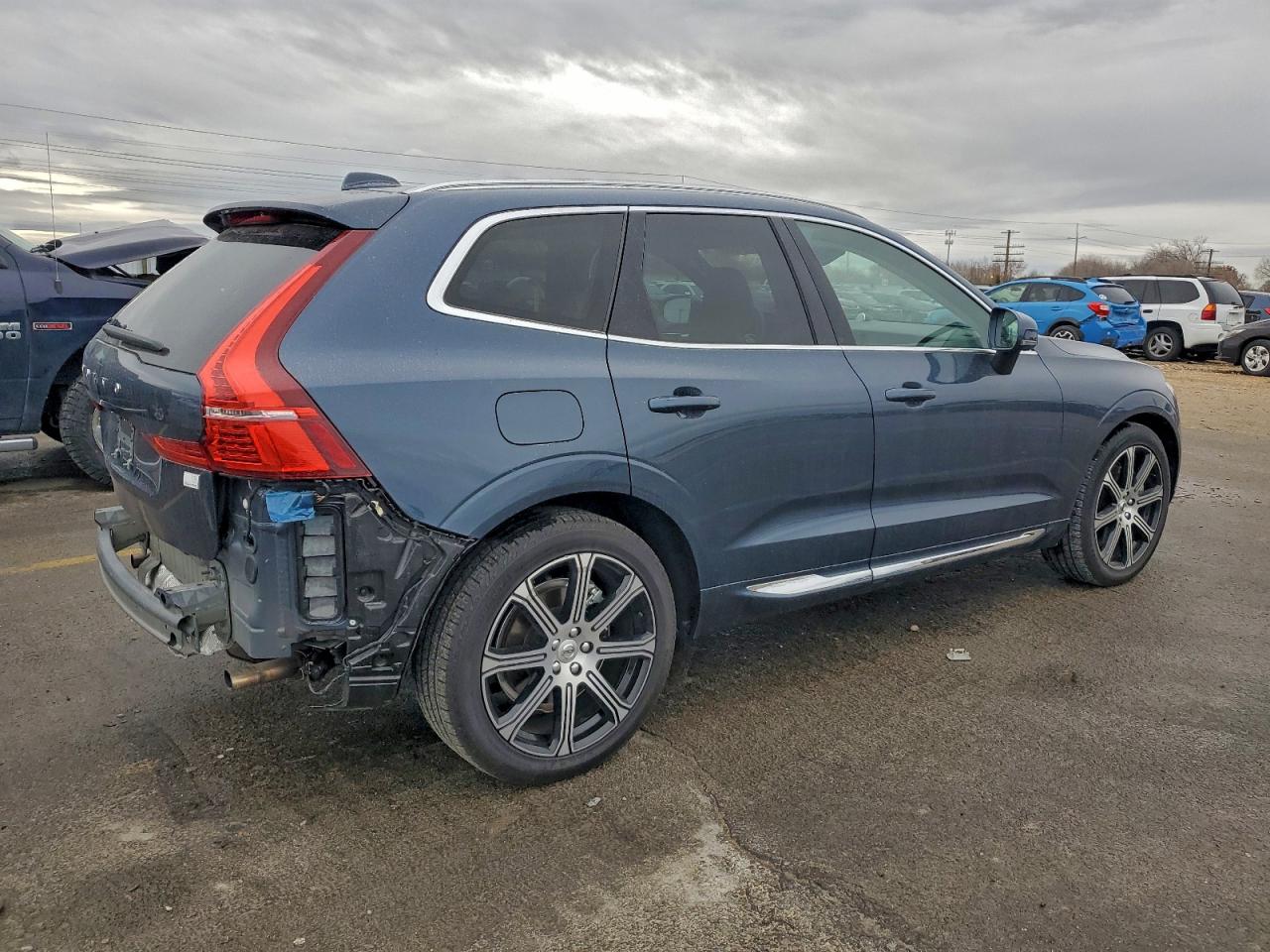 2021 Volvo Xc60 T8 Recharge Inscription Blue vin: YV4BR0DL8M1798019