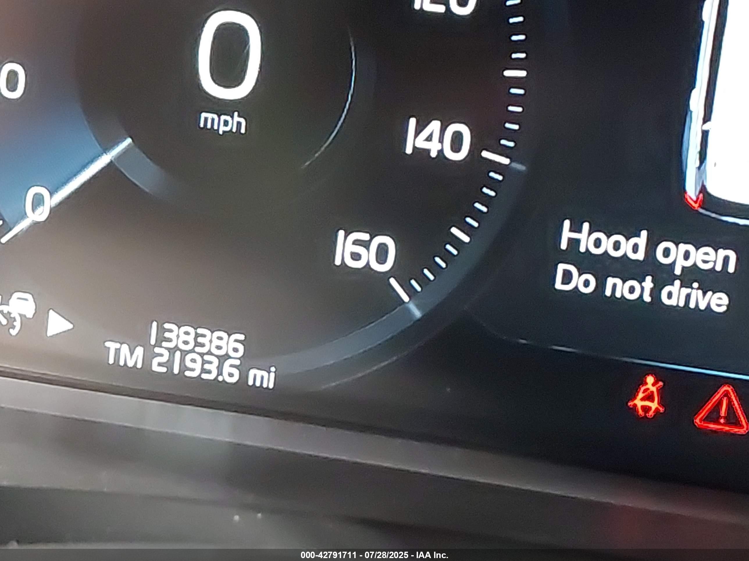 2018 Volvo Xc90 Hybrid T8 Inscription White vin: YV4BR0PLXJ1328310