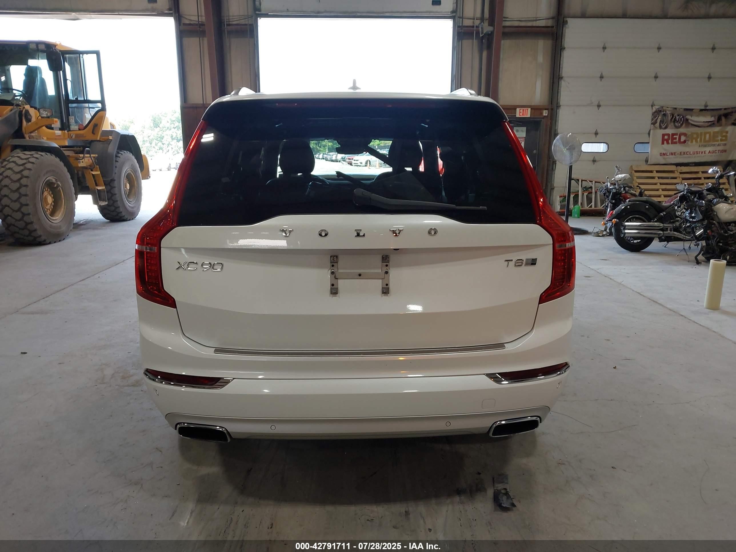 2018 Volvo Xc90 Hybrid T8 Inscription White vin: YV4BR0PLXJ1328310