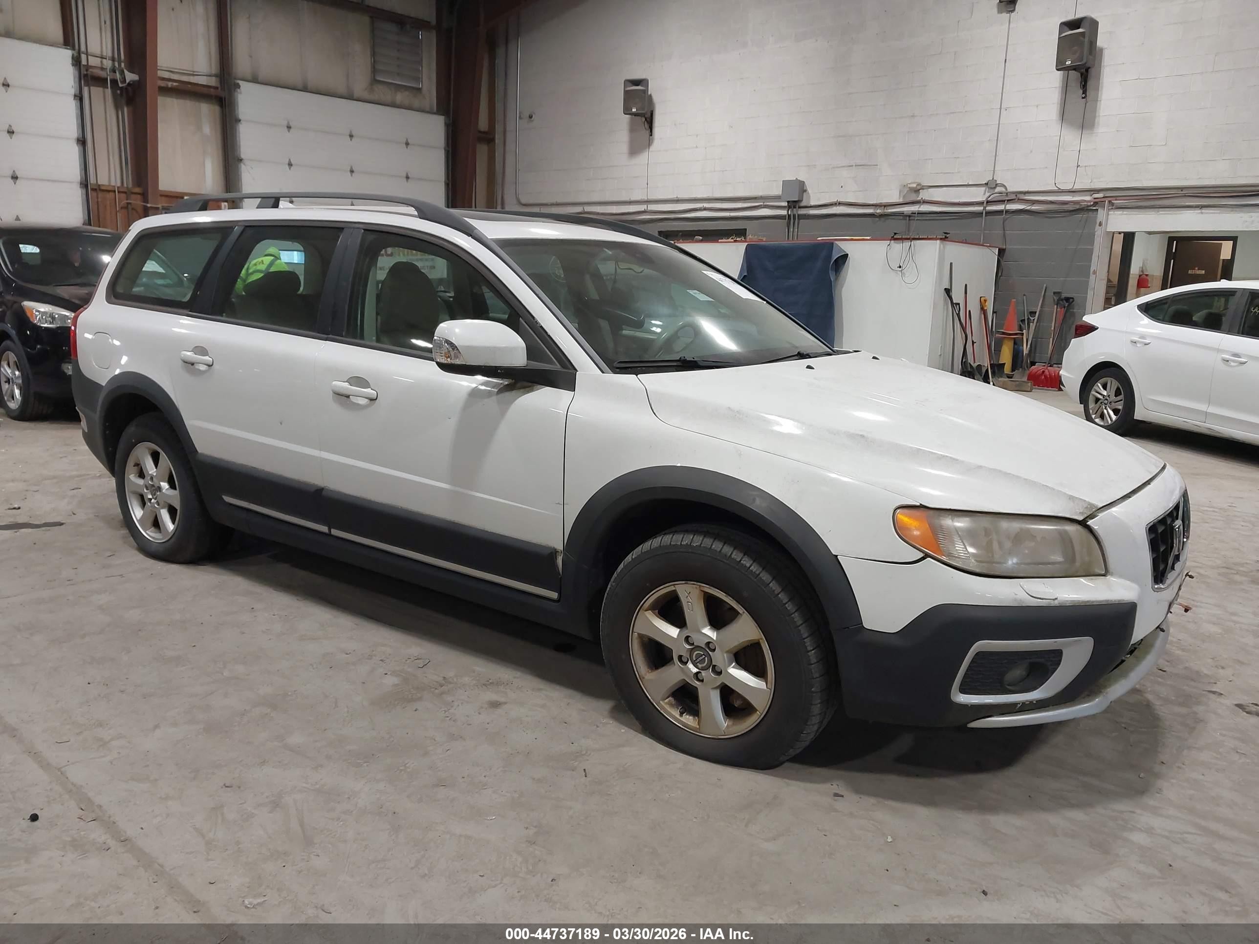 2008 Volvo Xc70 3.2 White vin: YV4BZ982481020120