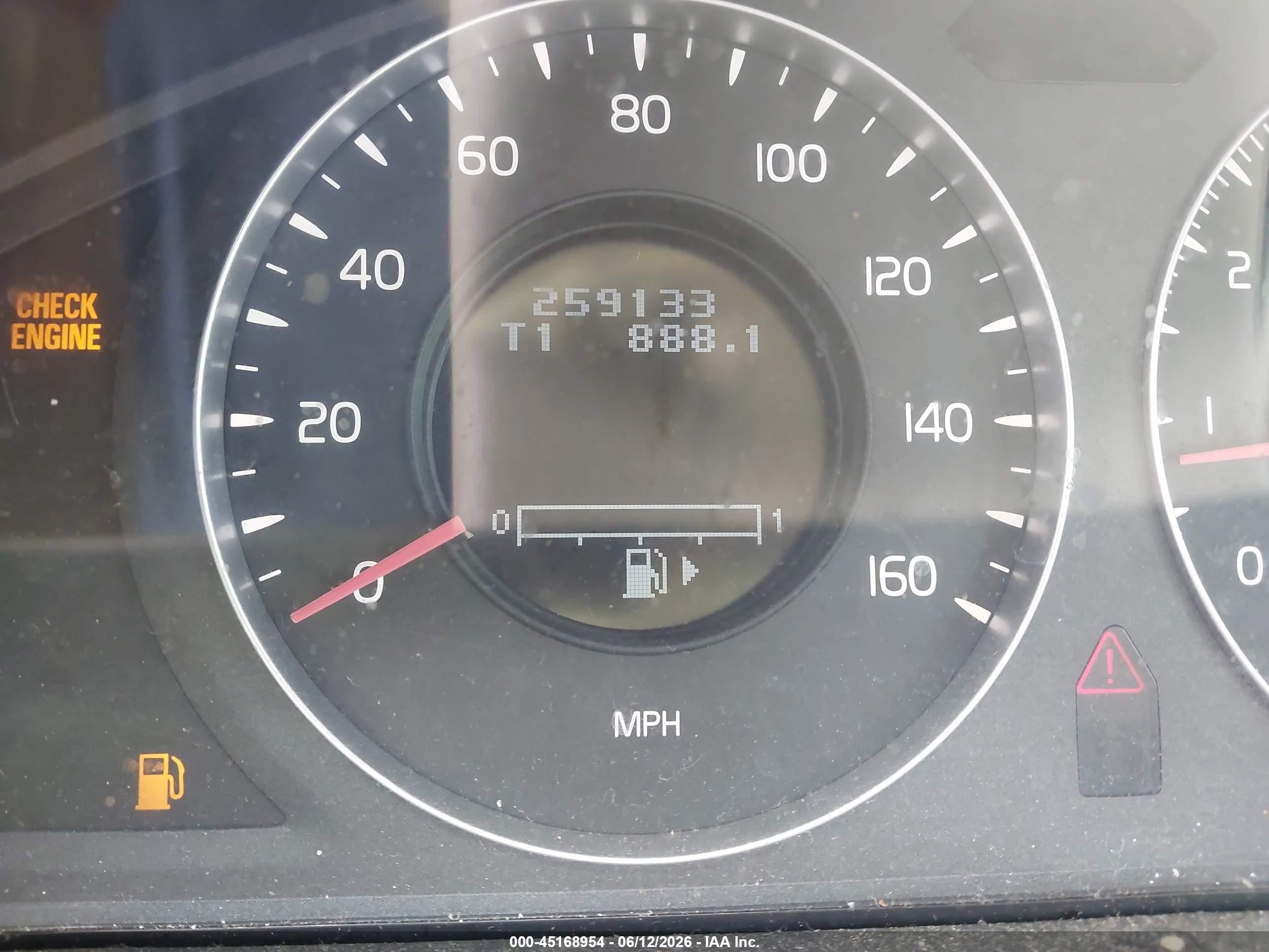 2008 Volvo Xc70 3.2 Red vin: YV4BZ982881012389