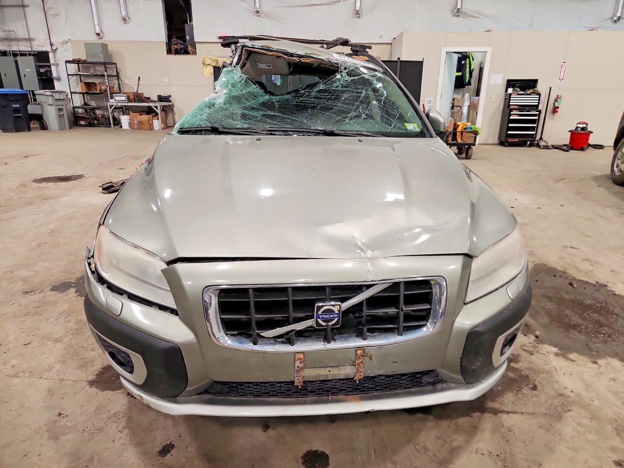 2008 Volv Xc70 Silver vin: YV4BZ982881033923