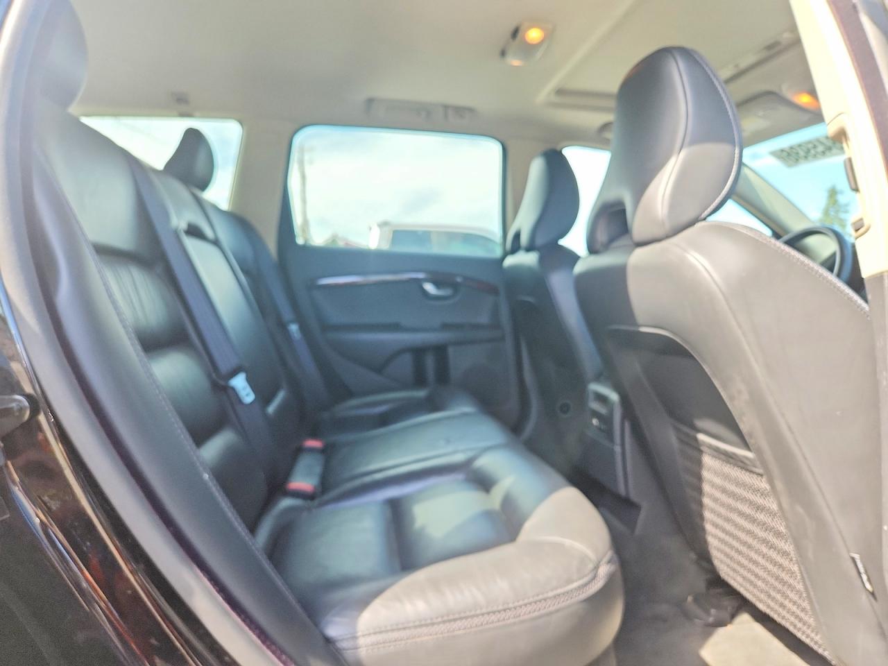 2008 Volvo Xc70 Черный vin: YV4BZ982X81011065