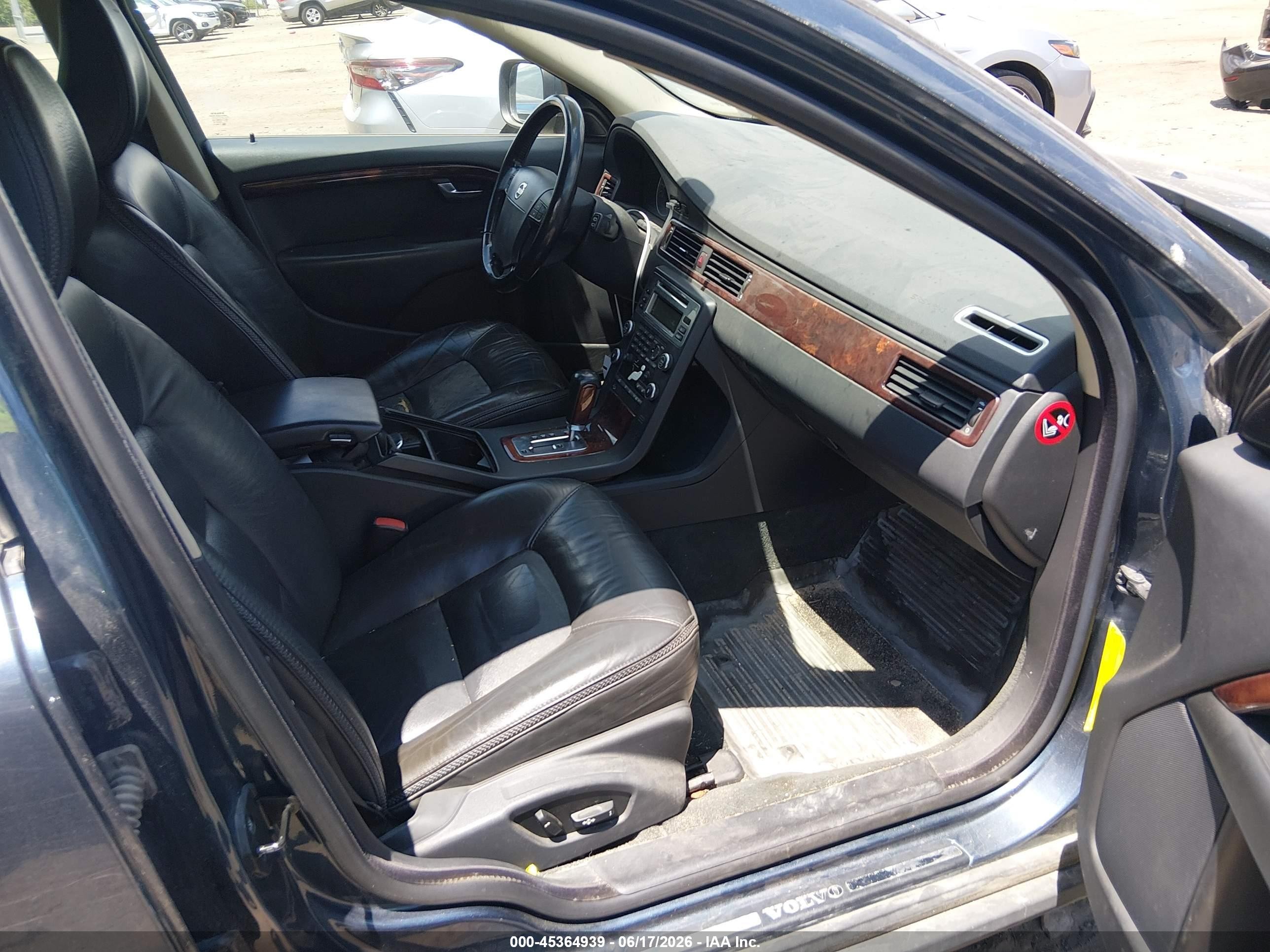2008 Volvo Xc70 3.2 Синий vin: YV4BZ982X81028819