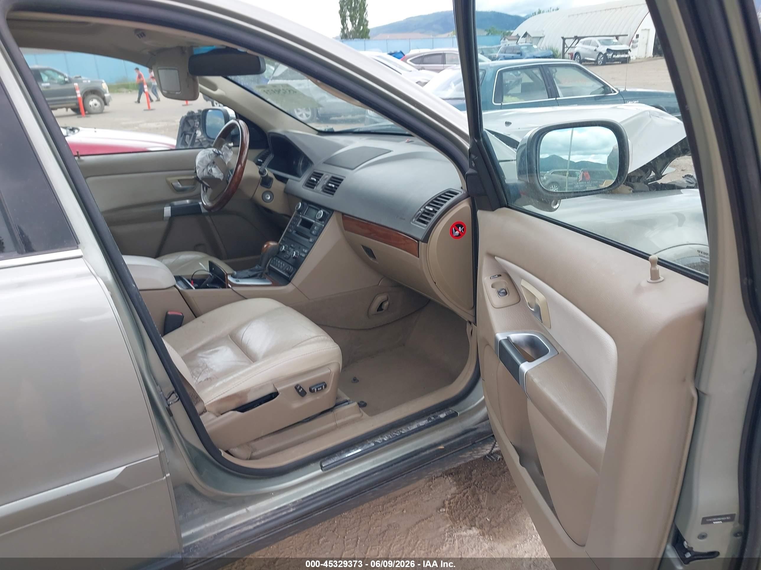 2008 Volvo Xc90 V8 Silver vin: YV4CZ852881464183