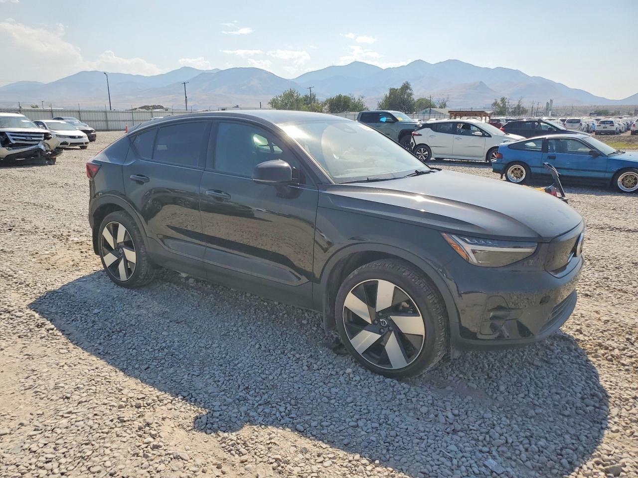 2022 Volvo C40 P8 Recharge Ultimate Black vin: YV4ED3GB0N2007459