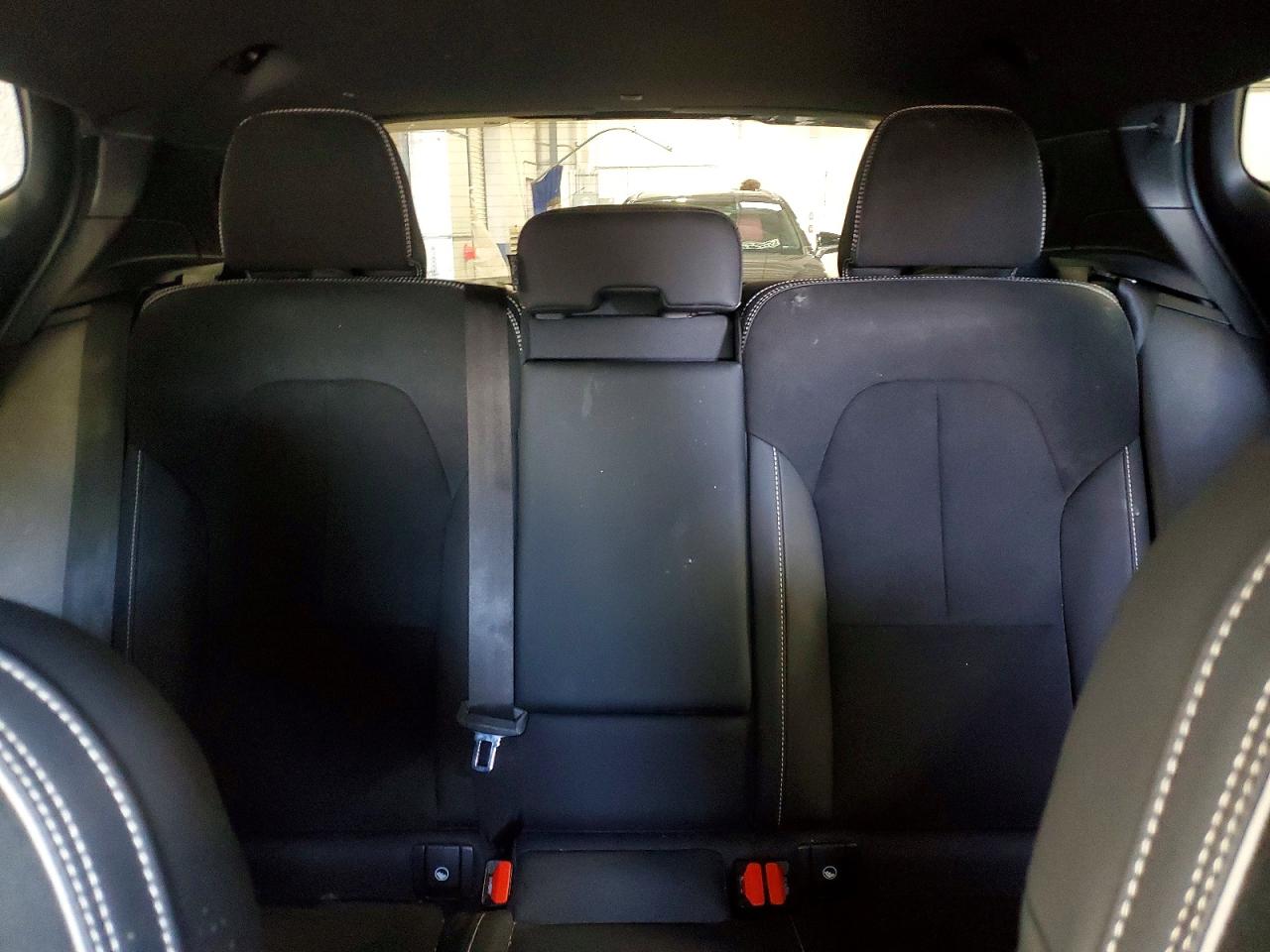 2023 Volvo Xc40 Recharge Plus Бежевый vin: YV4ED3UL3P2102839