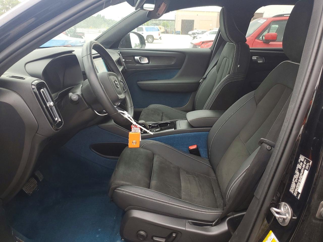 2023 Volvo Xc40 Recharge Ultimate Black vin: YV4ED3UM8P2109181