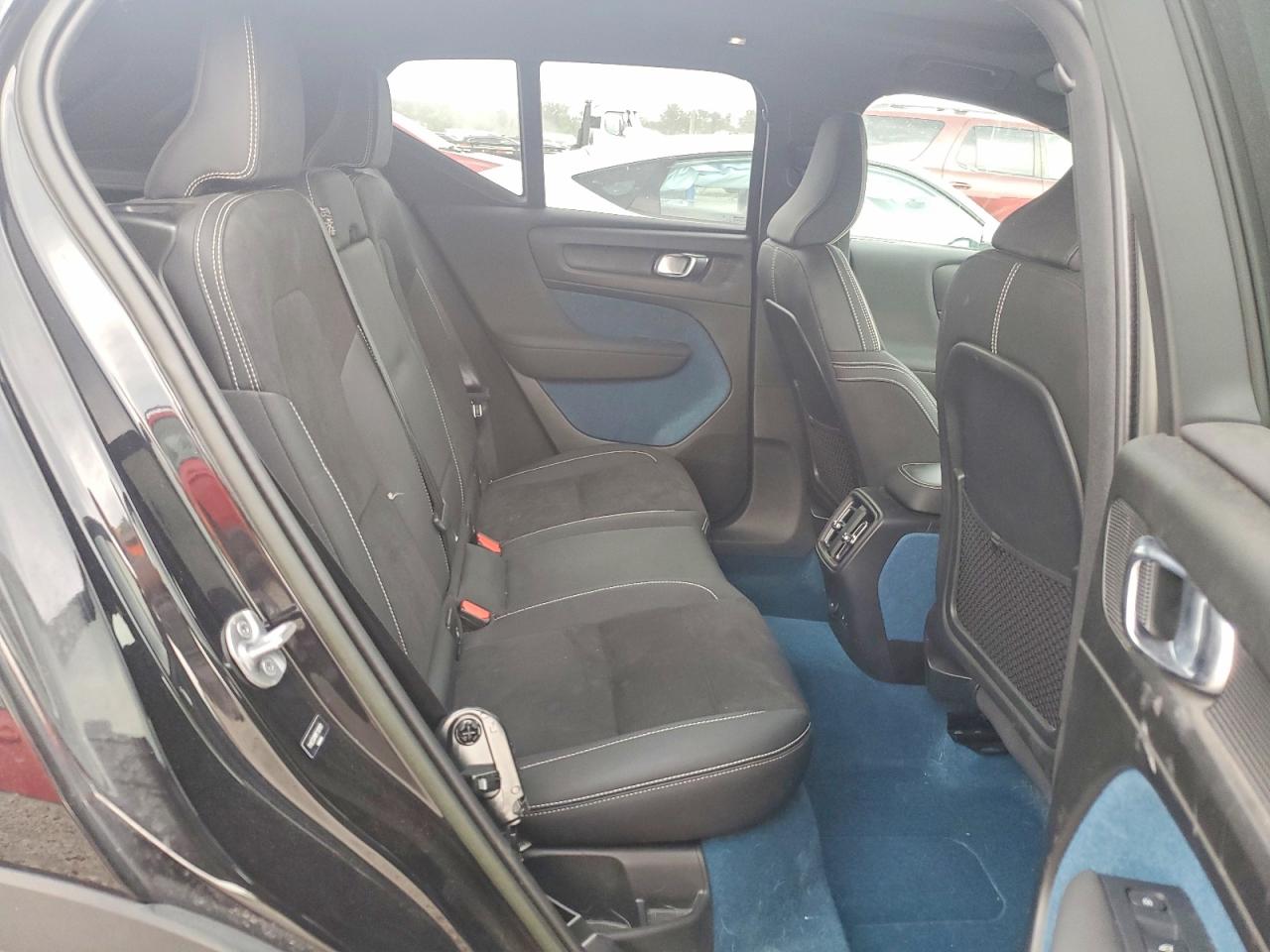 2023 Volvo Xc40 Recharge Ultimate Black vin: YV4ED3UM8P2109181