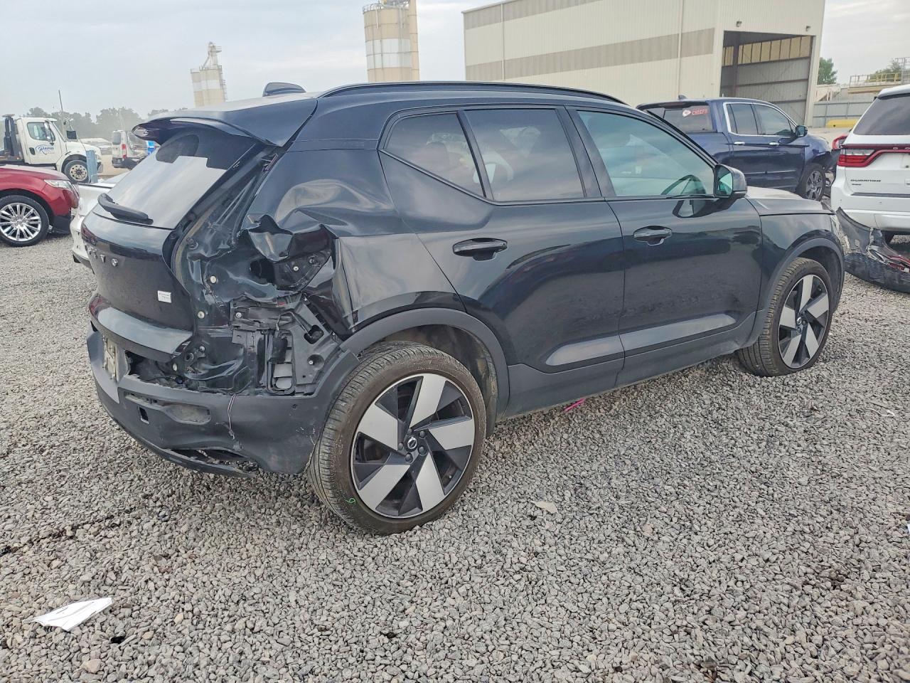 2023 Volvo Xc40 Recharge Ultimate Black vin: YV4ED3UM8P2109181