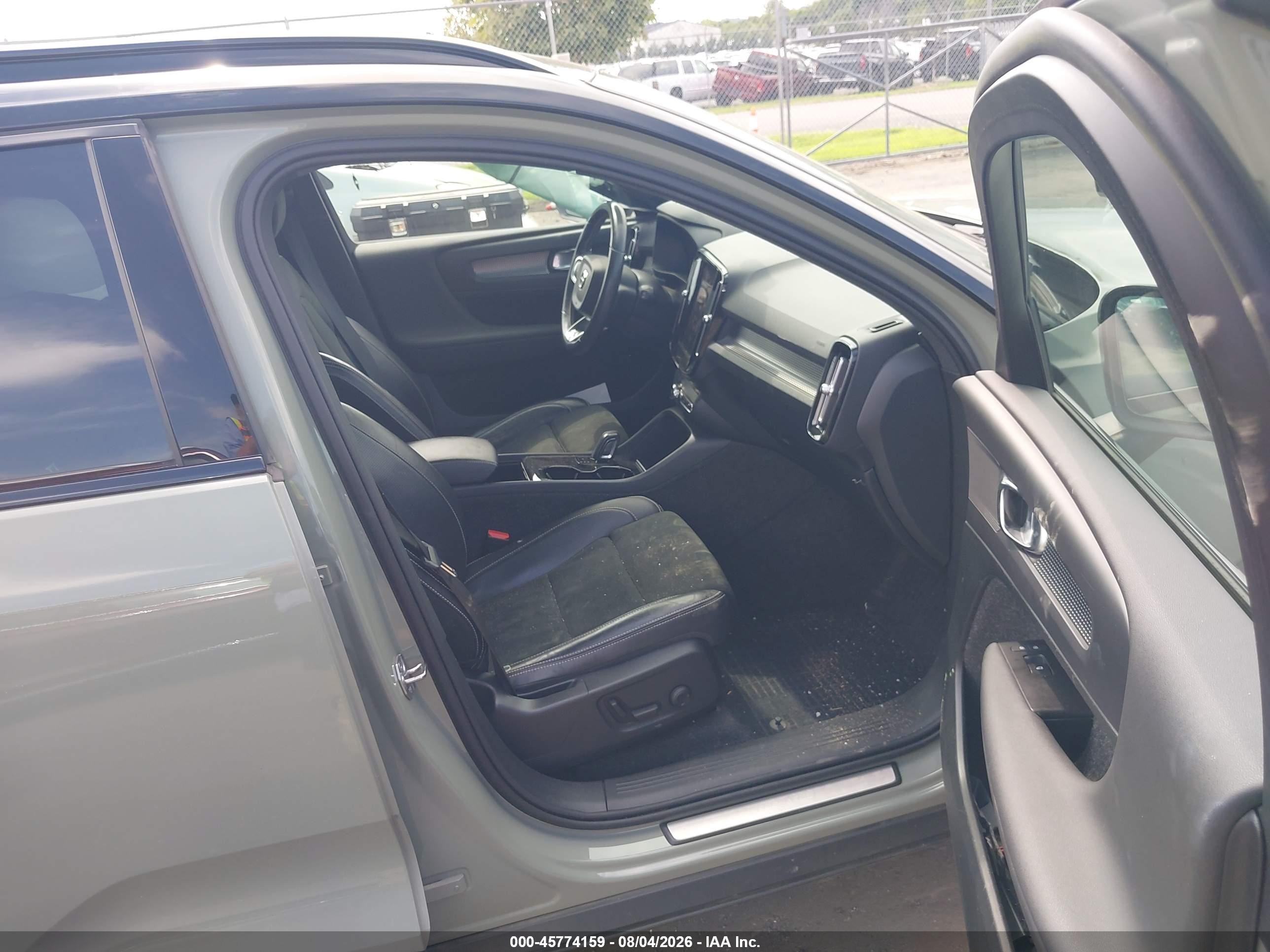 2021 Volvo Xc40 Recharge Pure Electric P8 Зеленый vin: YV4ED3UR0M2553744