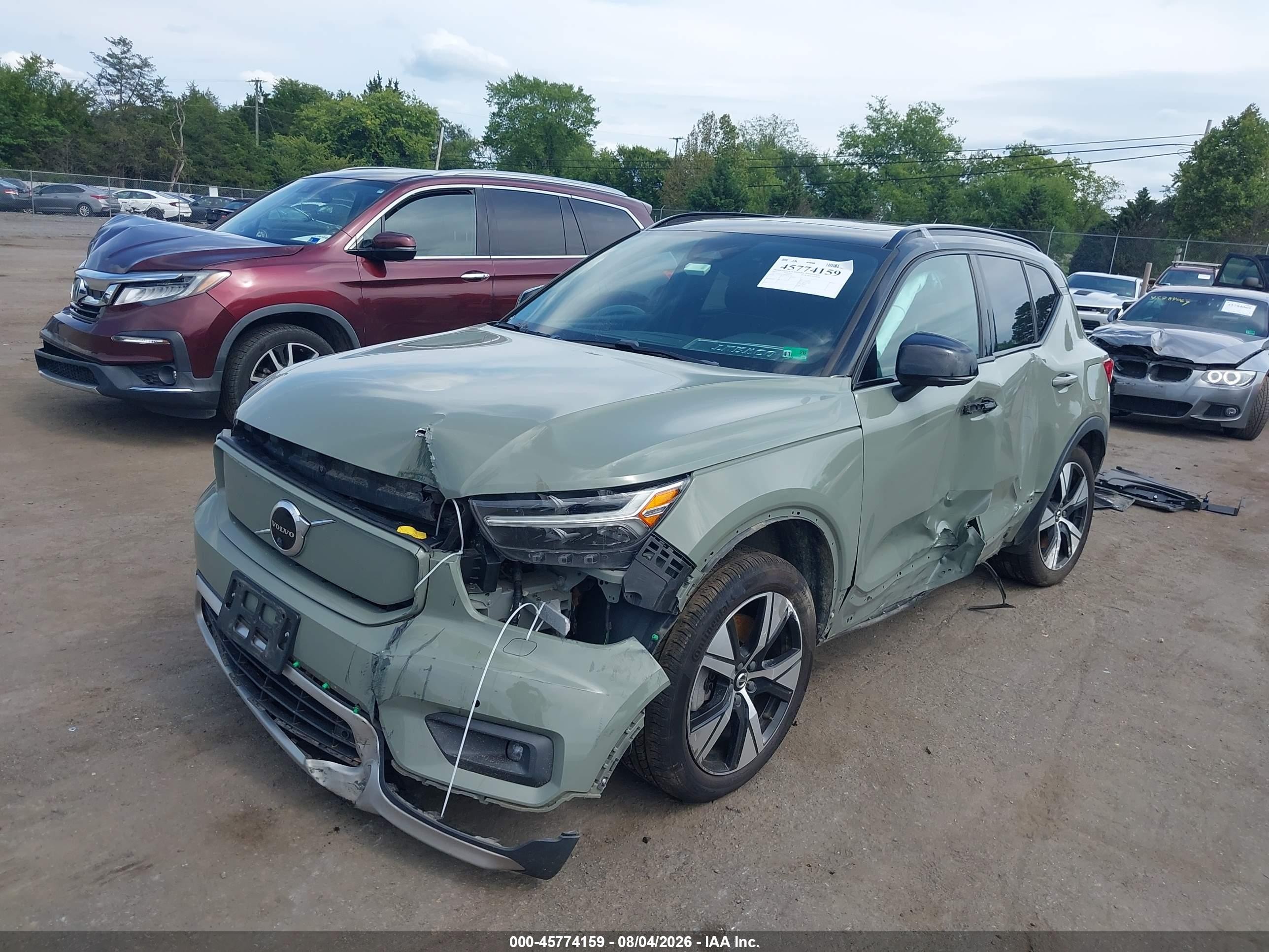 2021 Volvo Xc40 Recharge Pure Electric P8 Зеленый vin: YV4ED3UR0M2553744