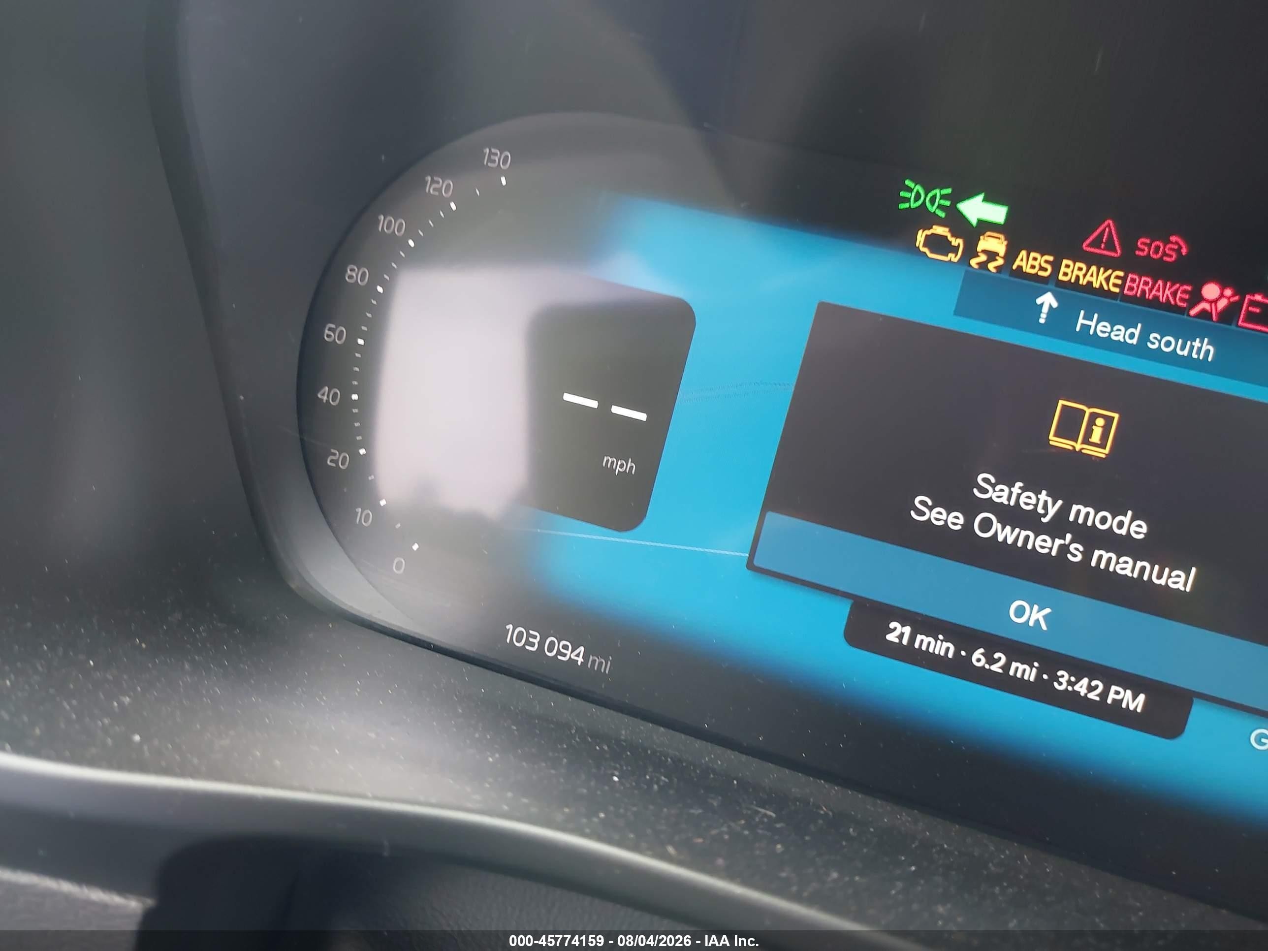 2021 Volvo Xc40 Recharge Pure Electric P8 Зеленый vin: YV4ED3UR0M2553744