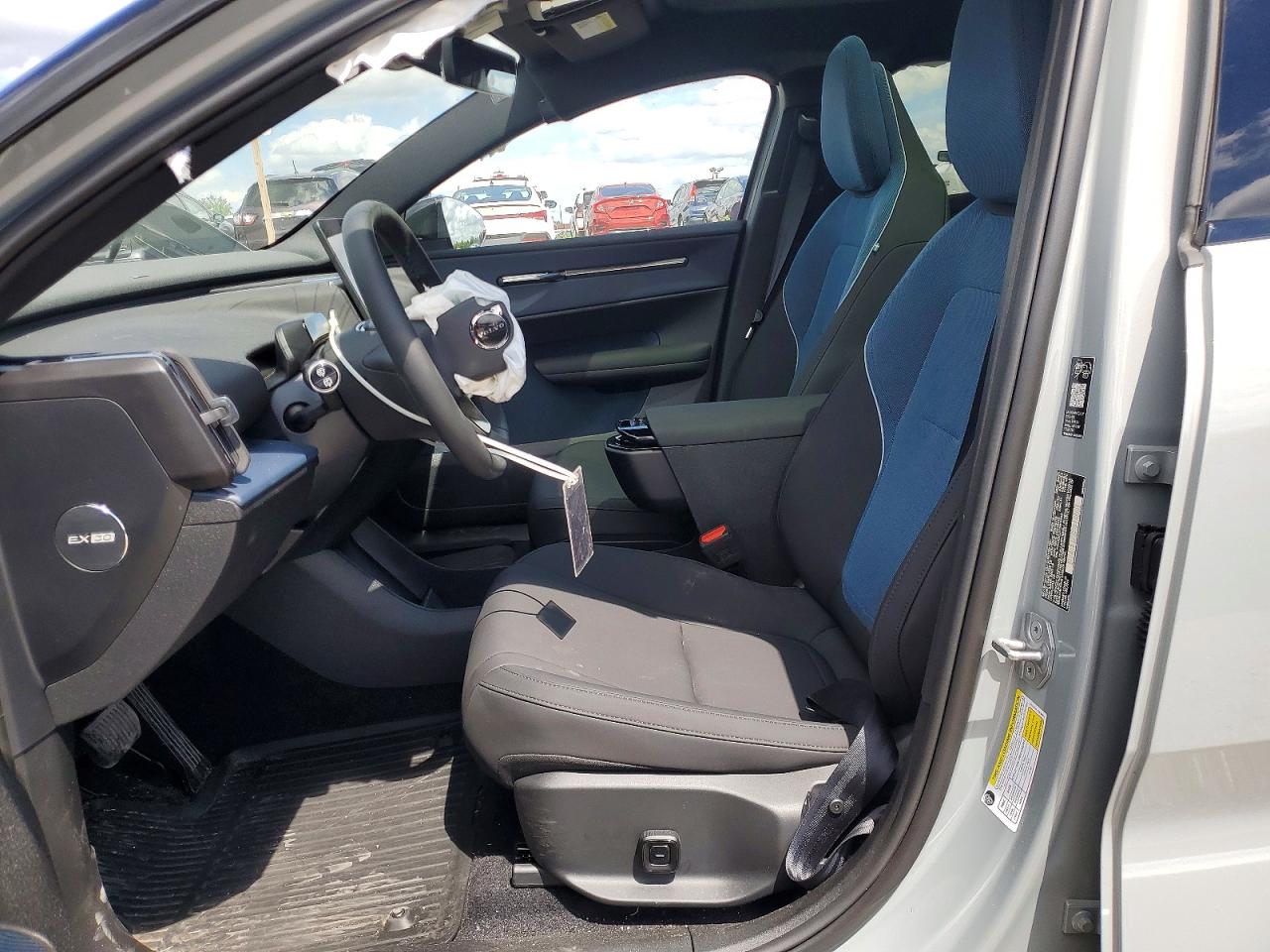 2025 Volvo Ex30 Ultra Gray vin: YV4EK3ZLXS2604982
