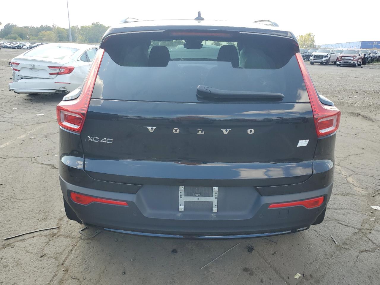2024 Volvo Xc40 Recharge Ultimate Black vin: YV4ER3XM8R2252325
