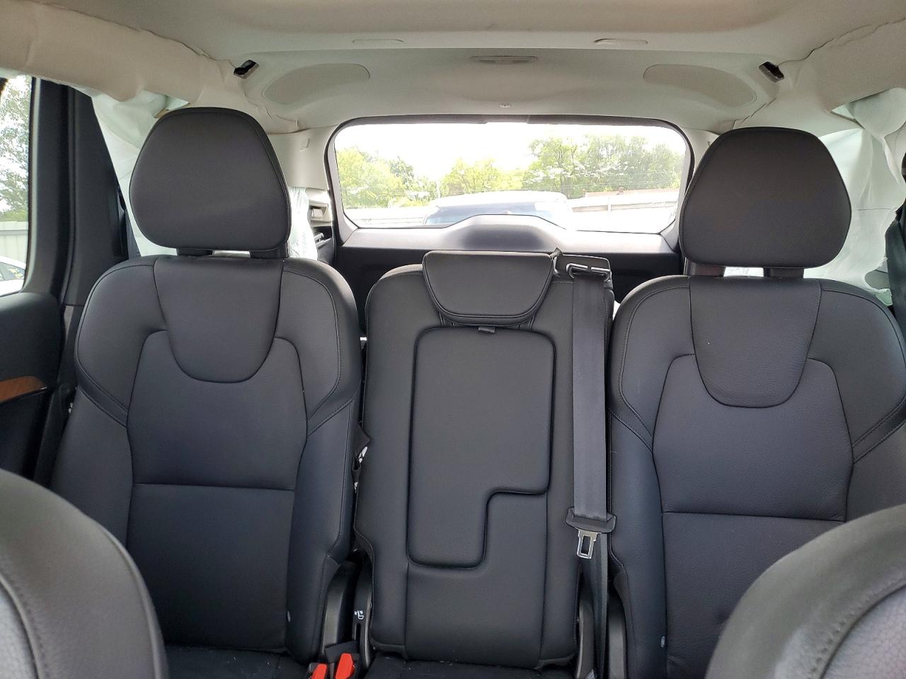 2024 Volvo Xc90 Plus White vin: YV4H60CE0R1258662