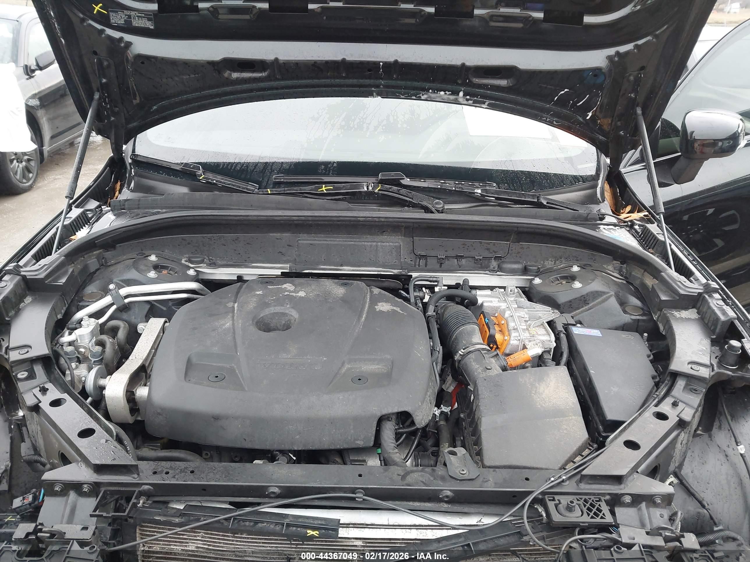 2024 Volvo Xc60 Recharge Plug-in Hybrid T8 Plus Dark Theme Black vin: YV4H60DL2R1782974