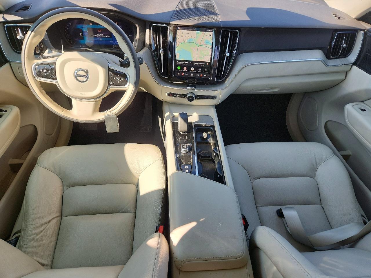 2024 Volvo Xc60 Plus White vin: YV4H60DL3R1823578