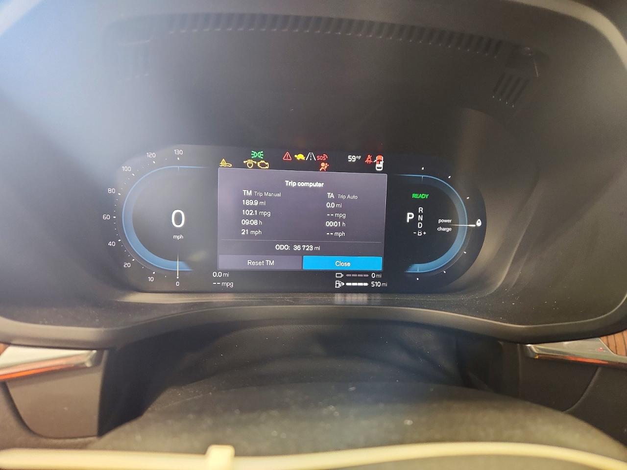 2024 Volvo Xc60 Ultimate Gray vin: YV4H60DM1R1723956