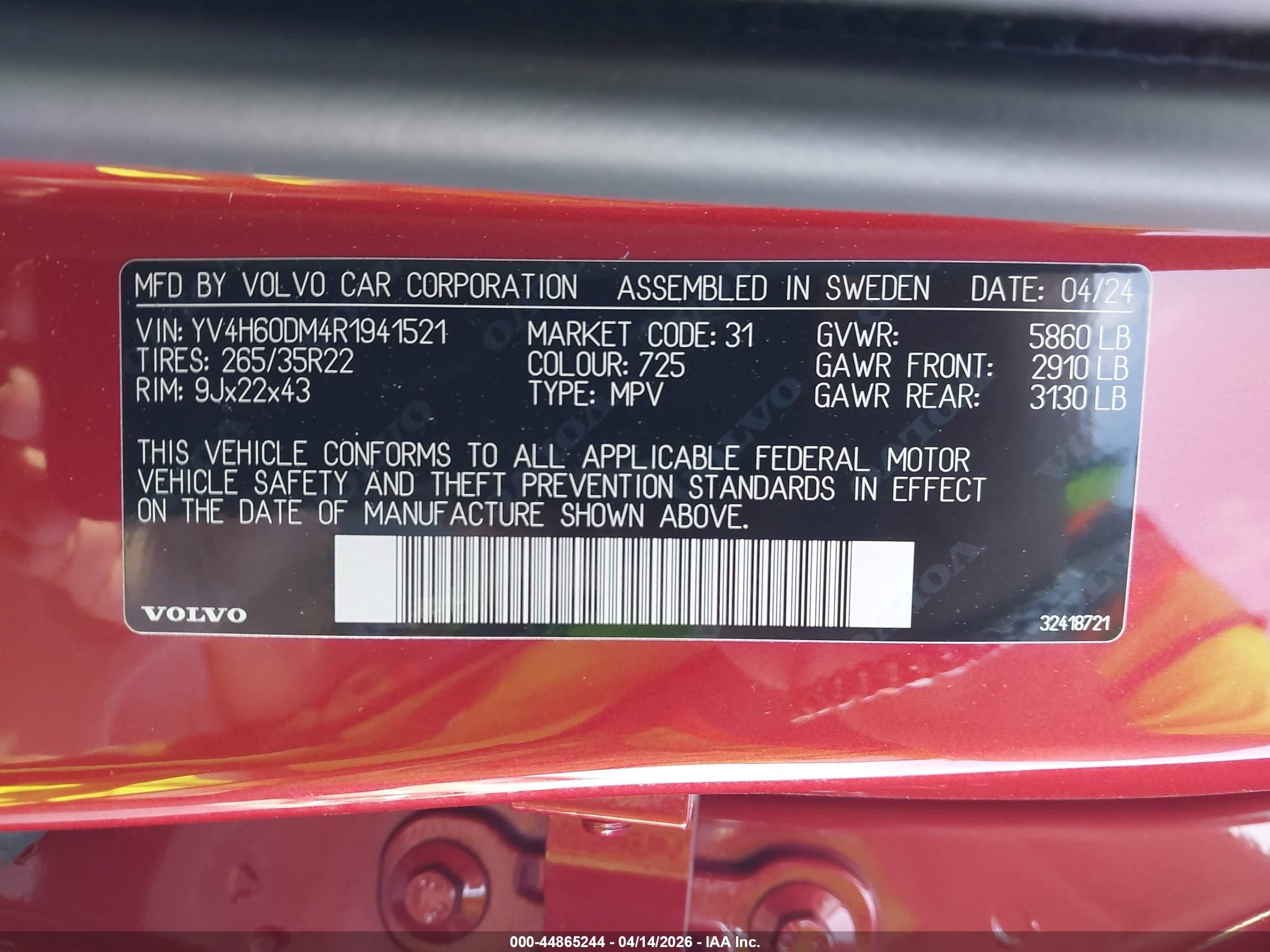 2024 Volvo Xc60 Recharge Plug-in Hybrid T8 Ultimate Dark Theme Orange vin: YV4H60DM4R1941521
