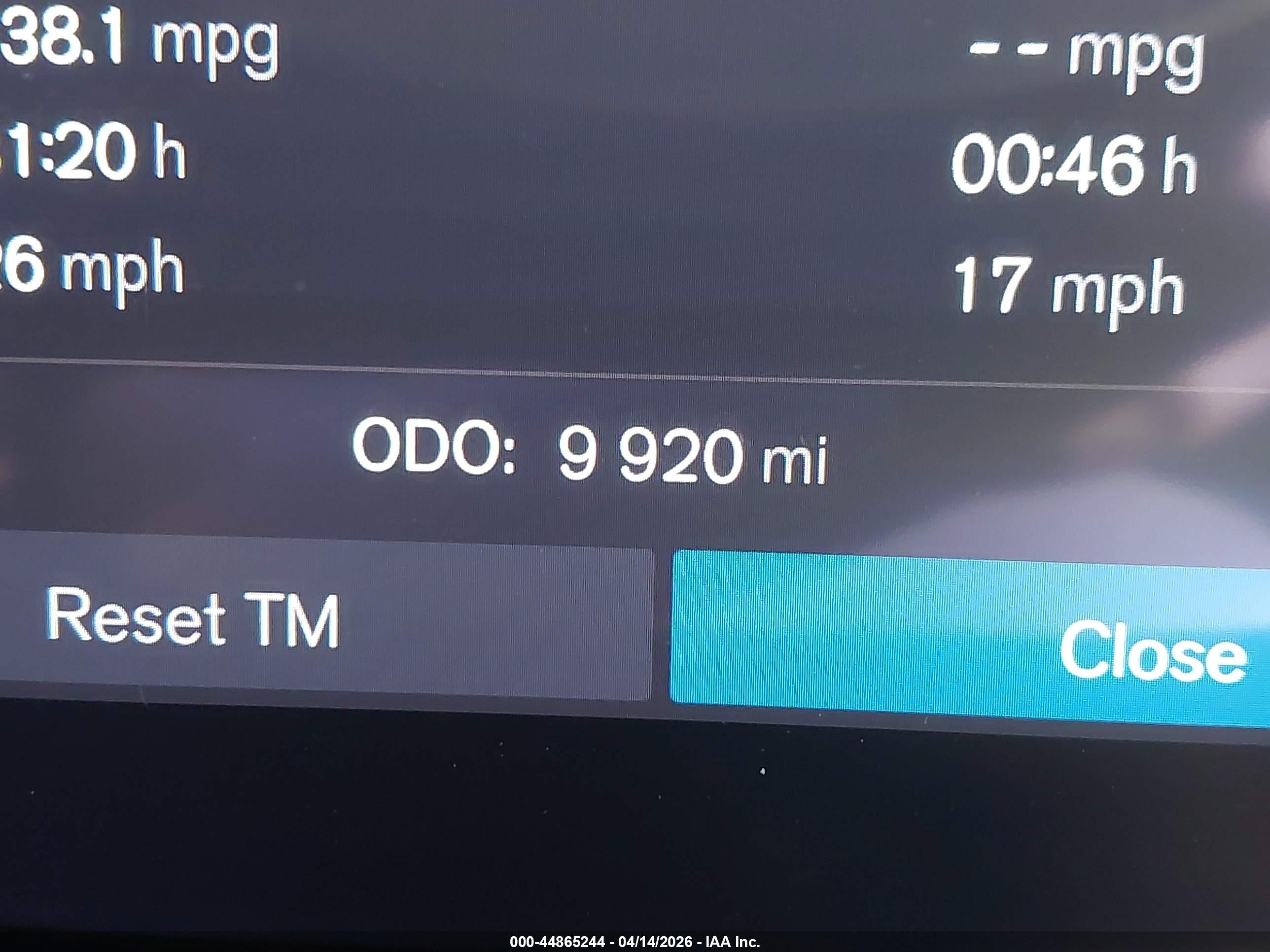 2024 Volvo Xc60 Recharge Plug-in Hybrid T8 Ultimate Dark Theme Orange vin: YV4H60DM4R1941521