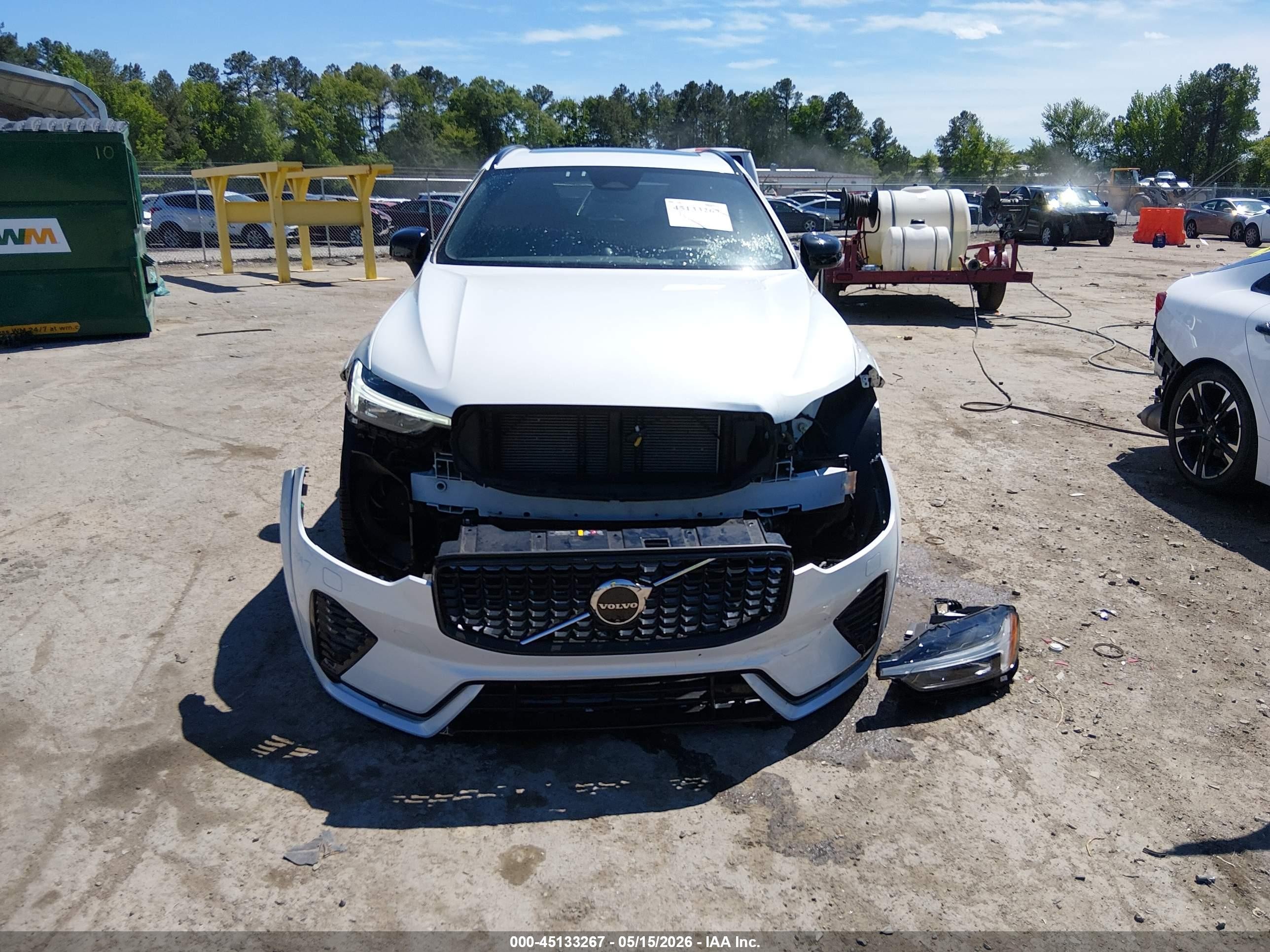 2024 Volvo Xc60 Recharge Plug-in Hybrid T8 Polestar Engineered White vin: YV4H60DP6R1898360