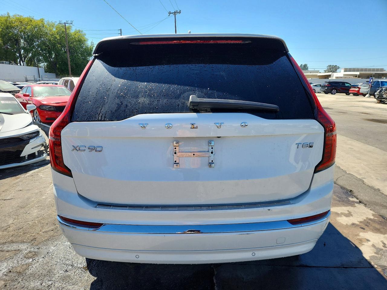 2025 Volvo Xc90 Ultra White vin: YV4H60PG9S1363637