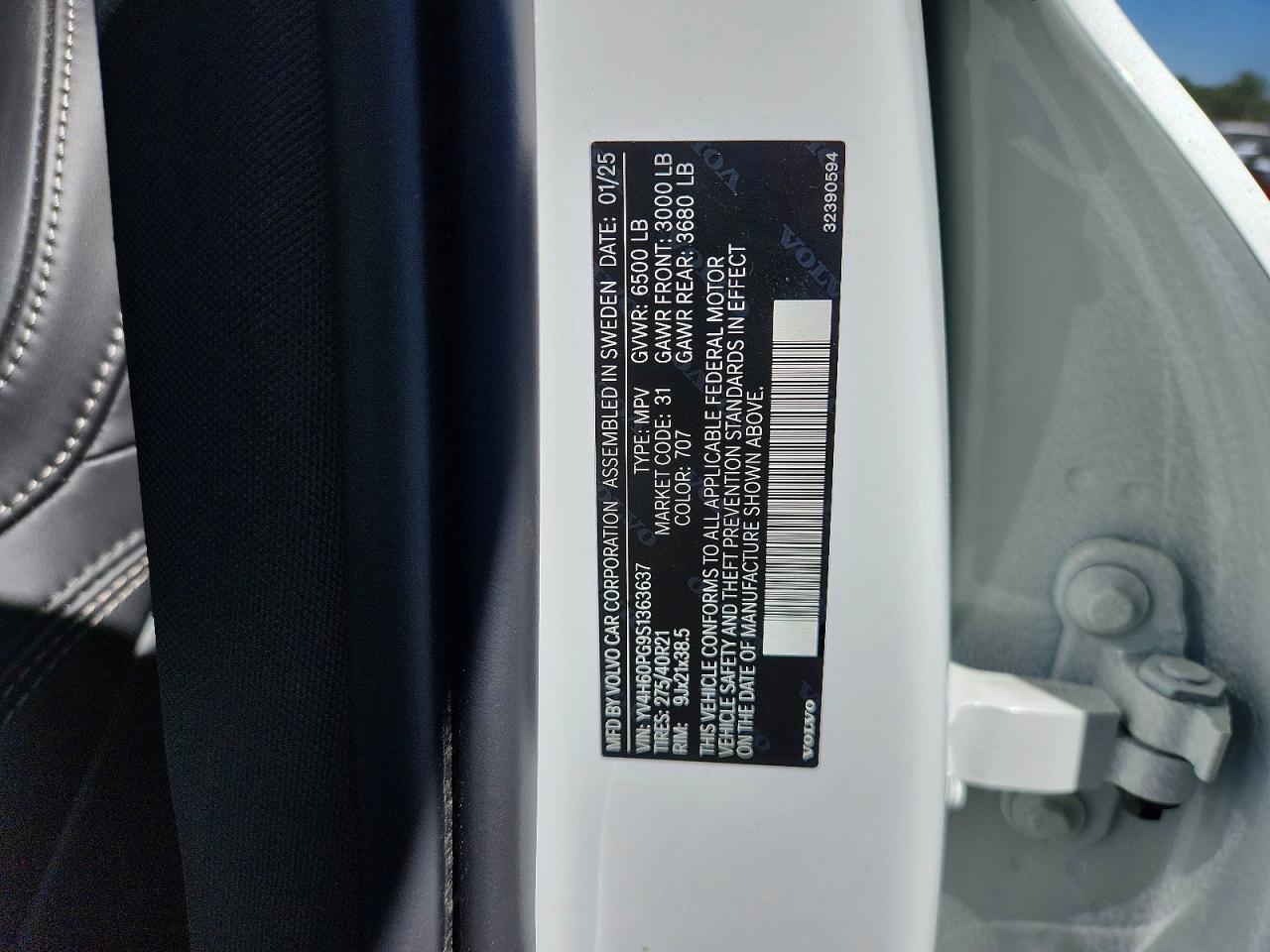 2025 Volvo Xc90 Ultra White vin: YV4H60PG9S1363637