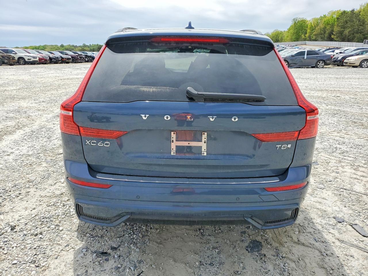 2025 Volvo Xc60 Ultra Blue vin: YV4H60RM2S1189607