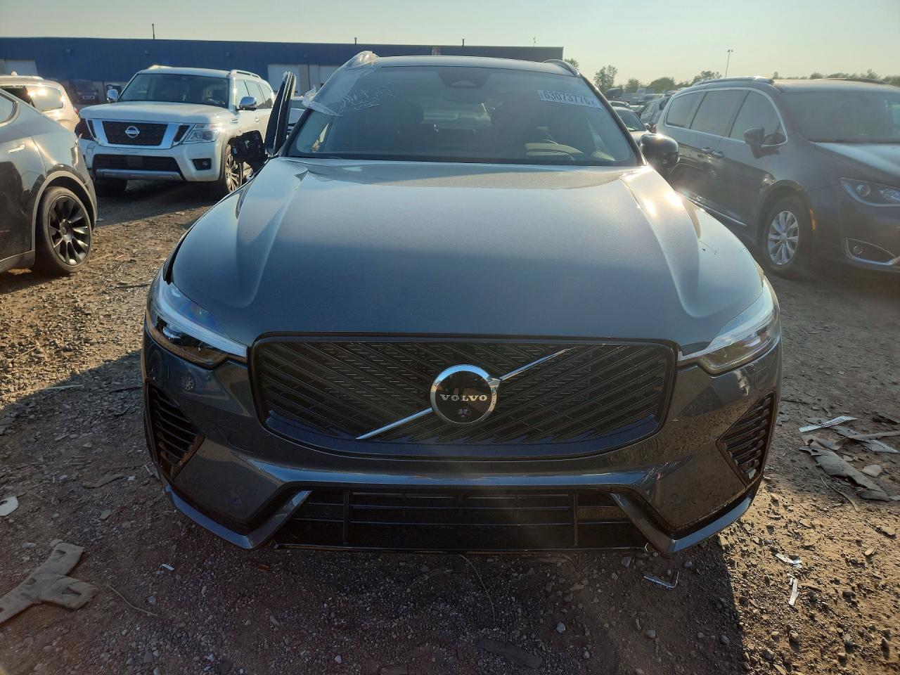 2026 Volvo Xc60 Ultra Gray vin: YV4H60RM5T1485237