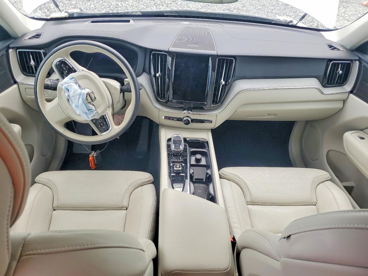 2025 Volvo Xc60 Ultra White vin: YV4H60RM9S1056424
