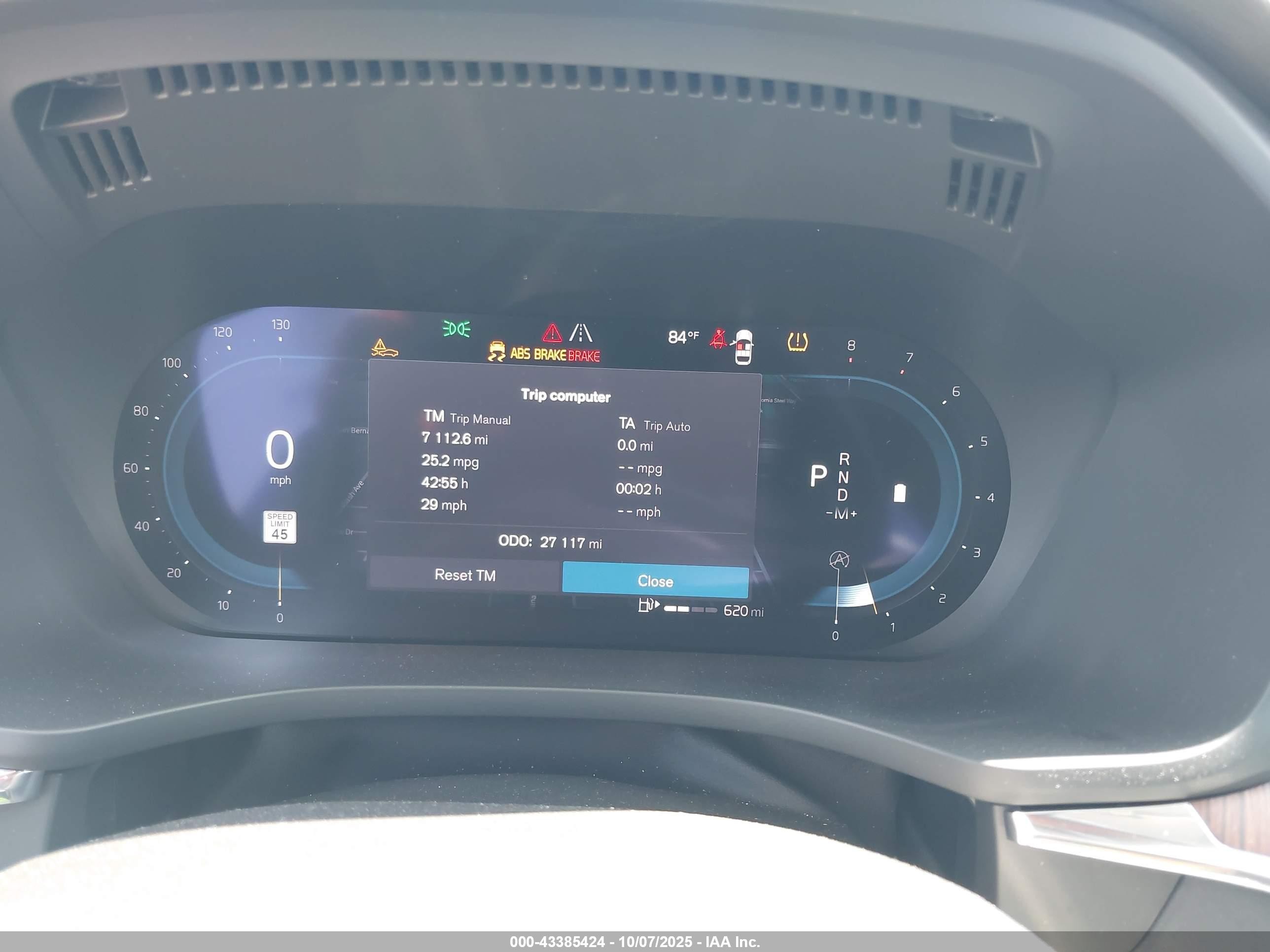 2023 Volvo Xc60 B5 Plus Dark Theme Silver vin: YV4L12DL6P1375869