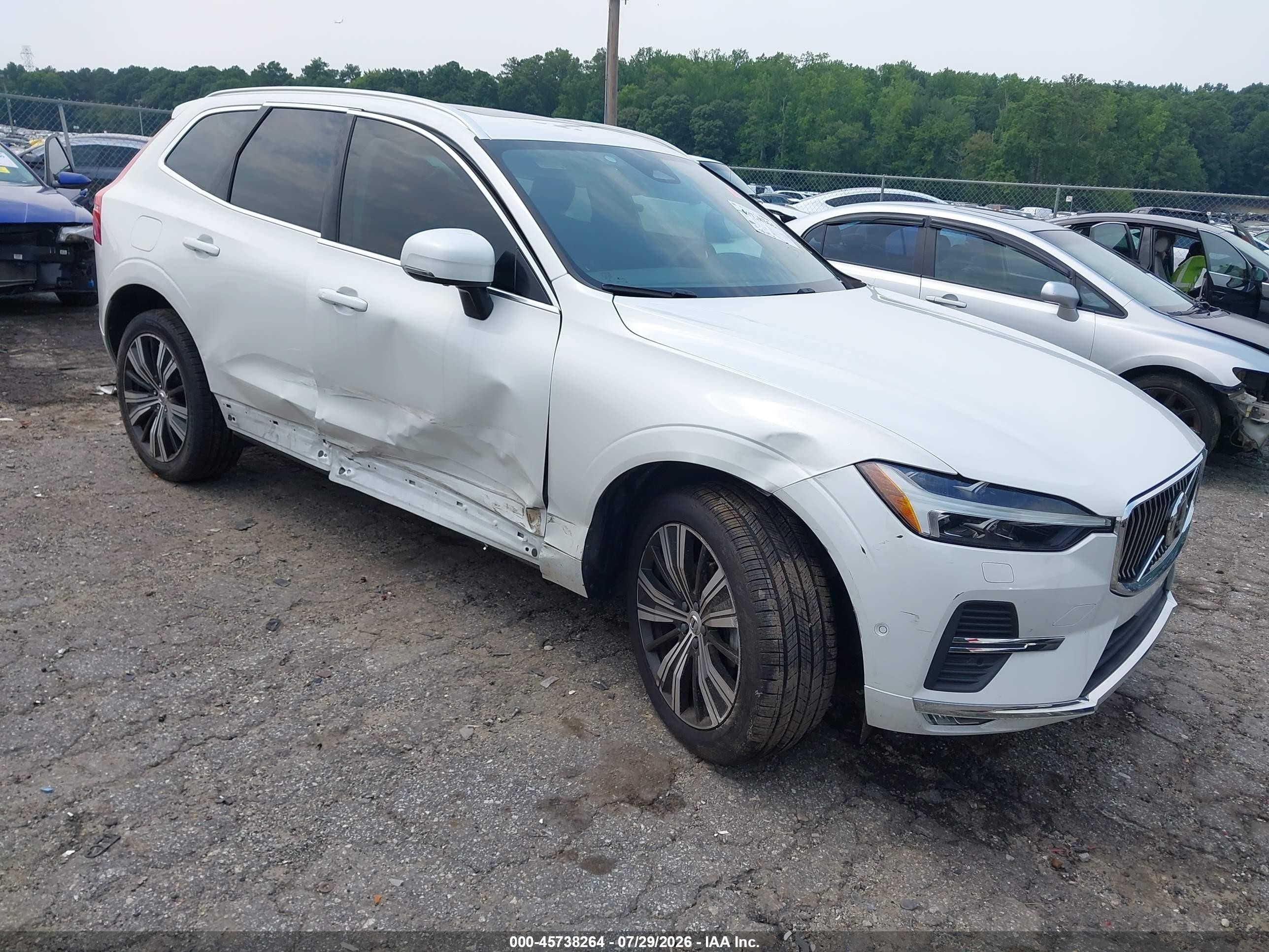 2023 Volvo Xc60 B5 Plus Bright Theme White vin: YV4L12DNXP1259558