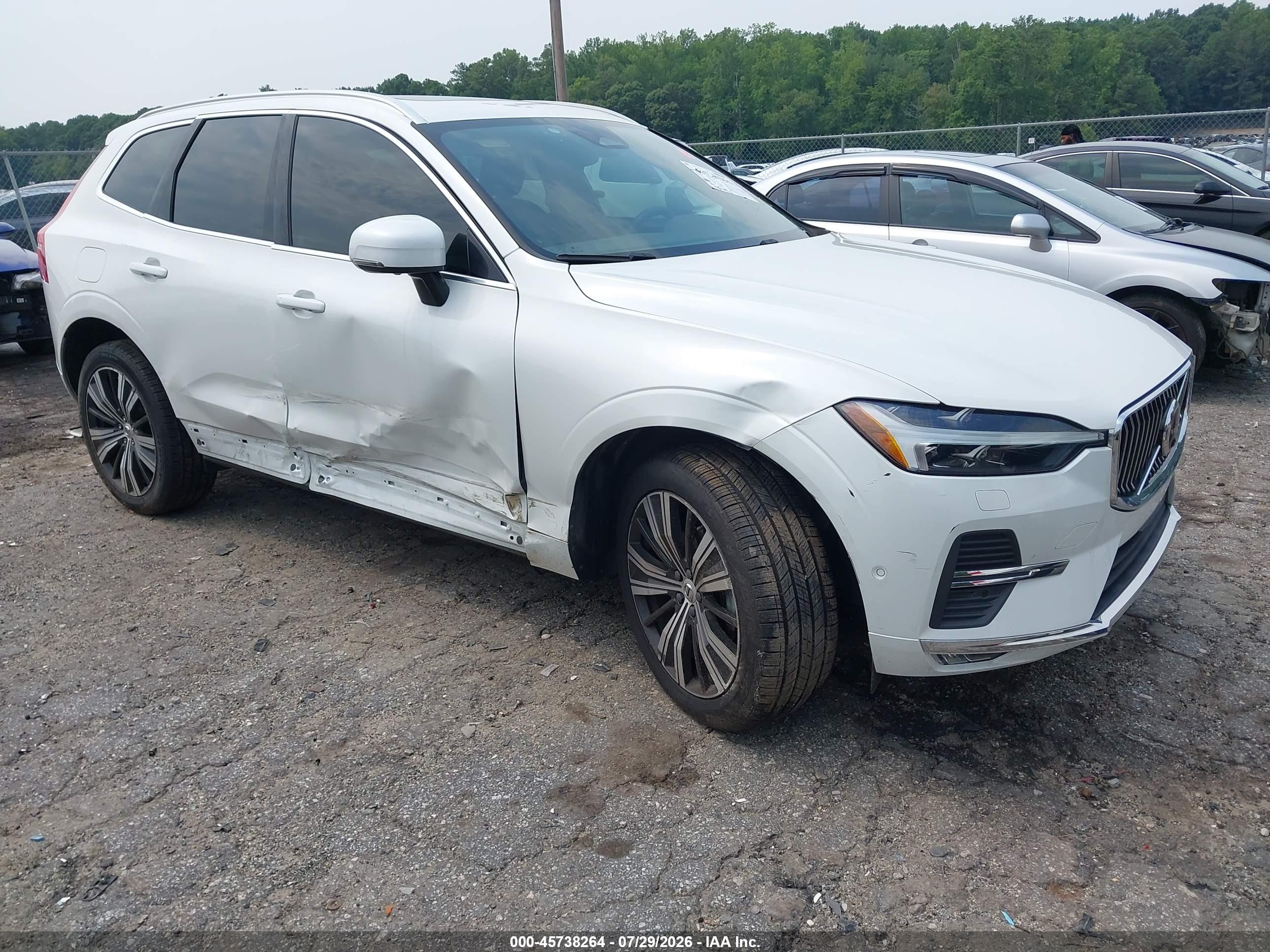 2023 Volvo Xc60 B5 Plus Bright Theme White vin: YV4L12DNXP1259558