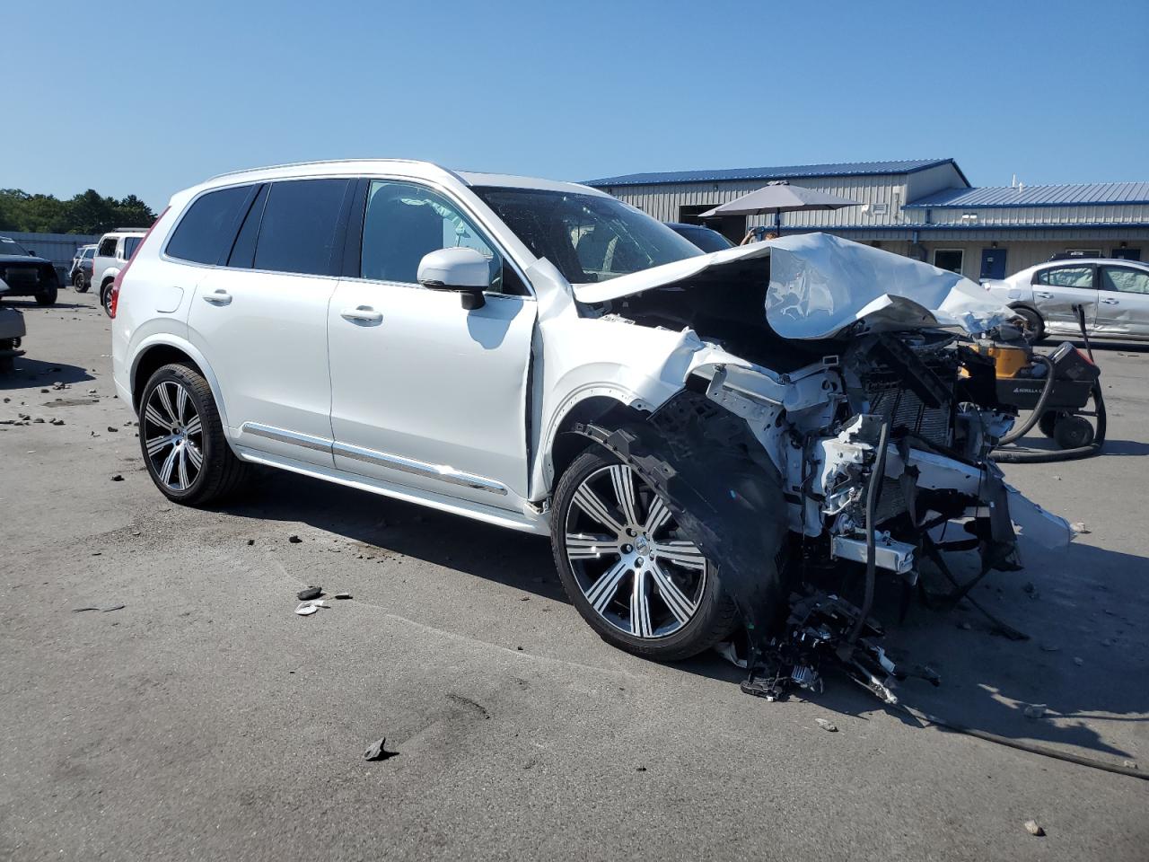 2024 Volvo Xc90 Plus White vin: YV4L12PE8R1230316