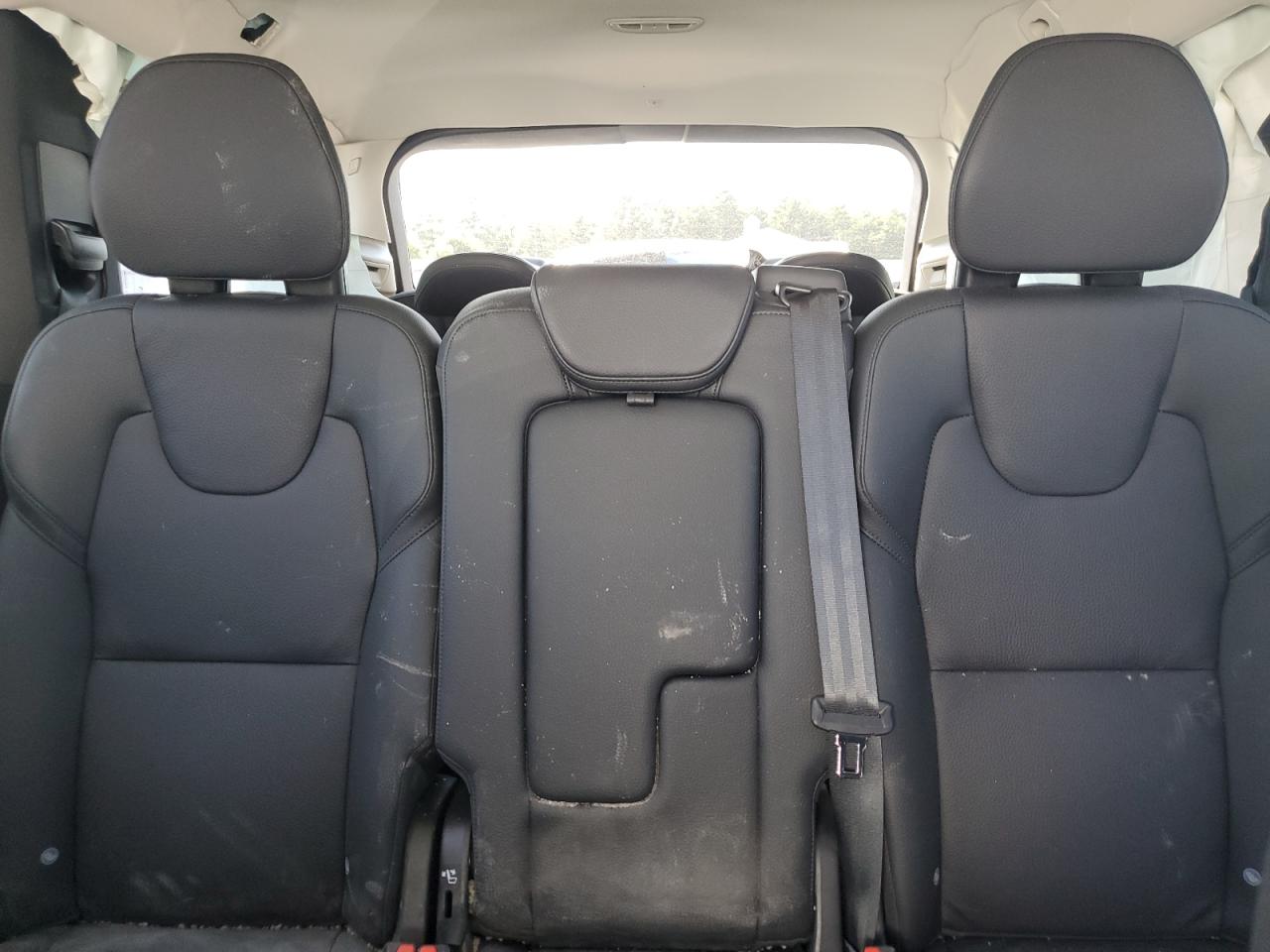 2024 Volvo Xc90 Plus White vin: YV4L12PE8R1230316