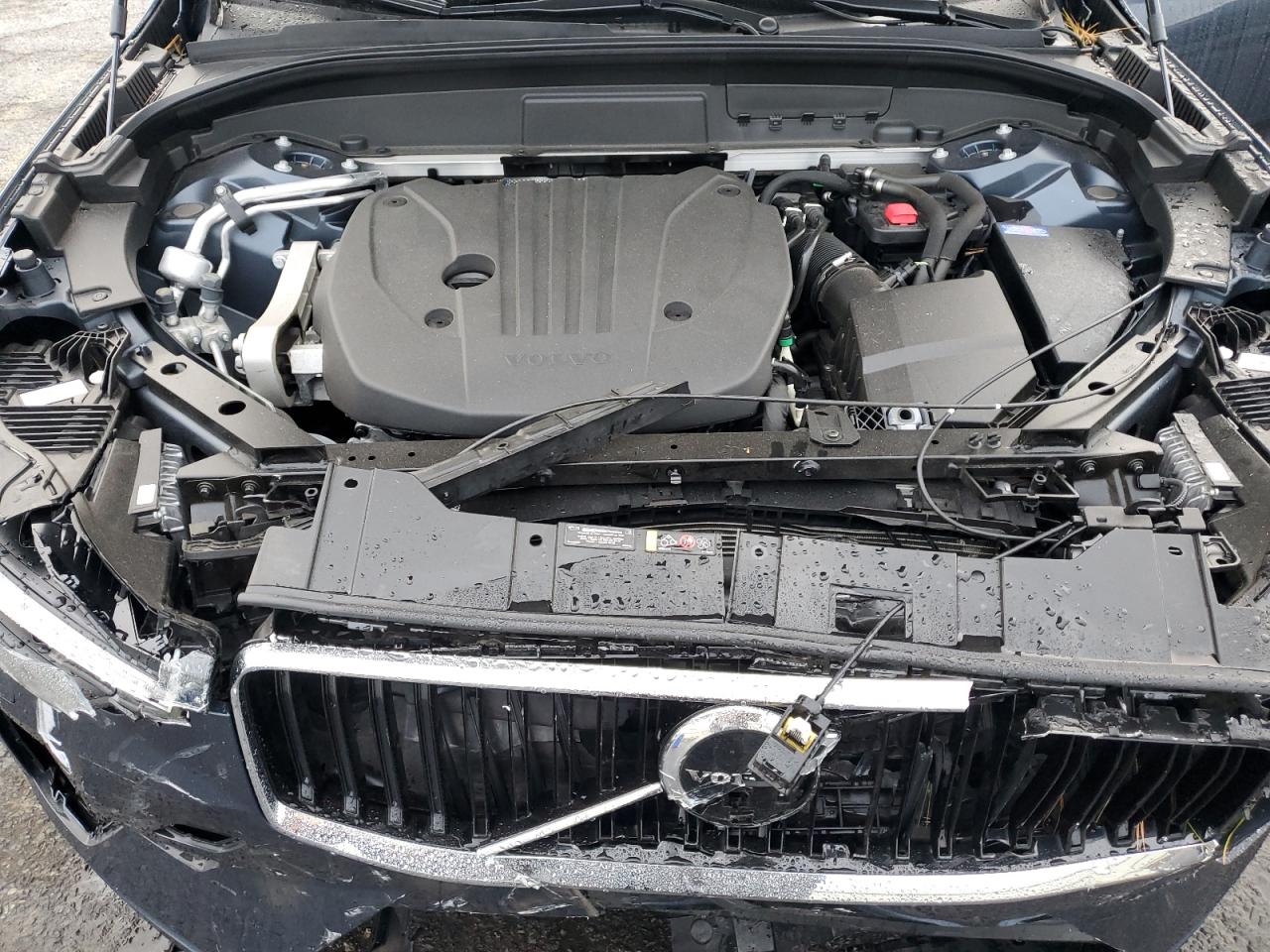 2022 Volvo Xc60 B5 Momentum Синий vin: YV4L12RK0N1054990