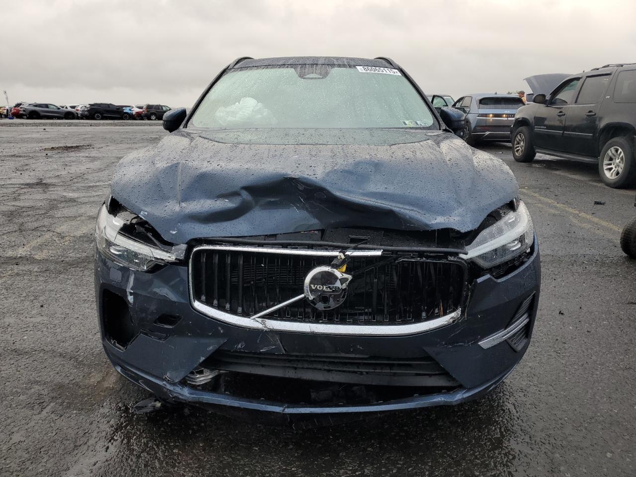 2022 Volvo Xc60 B5 Momentum Синий vin: YV4L12RK0N1054990
