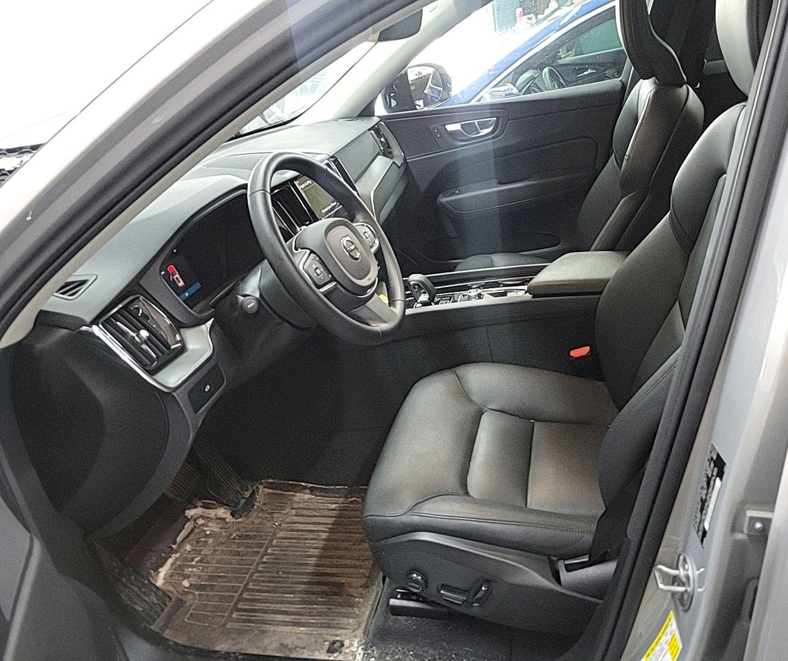 2024 Volvo Xc60 Core vin: YV4L12RK4R1929235